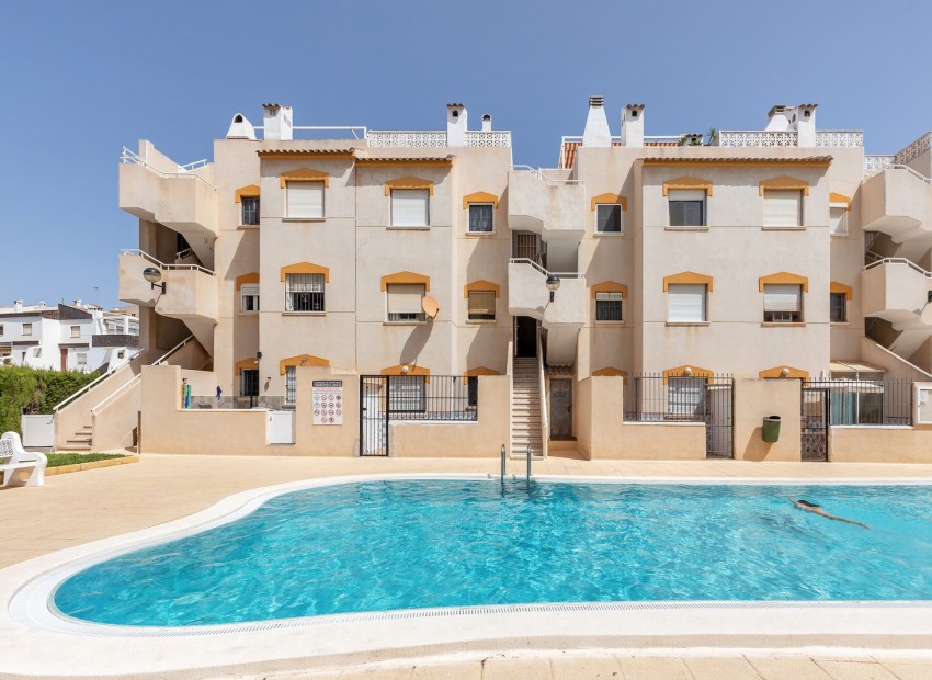 Resale - Apartment -
Torrevieja - Rocio del Mar