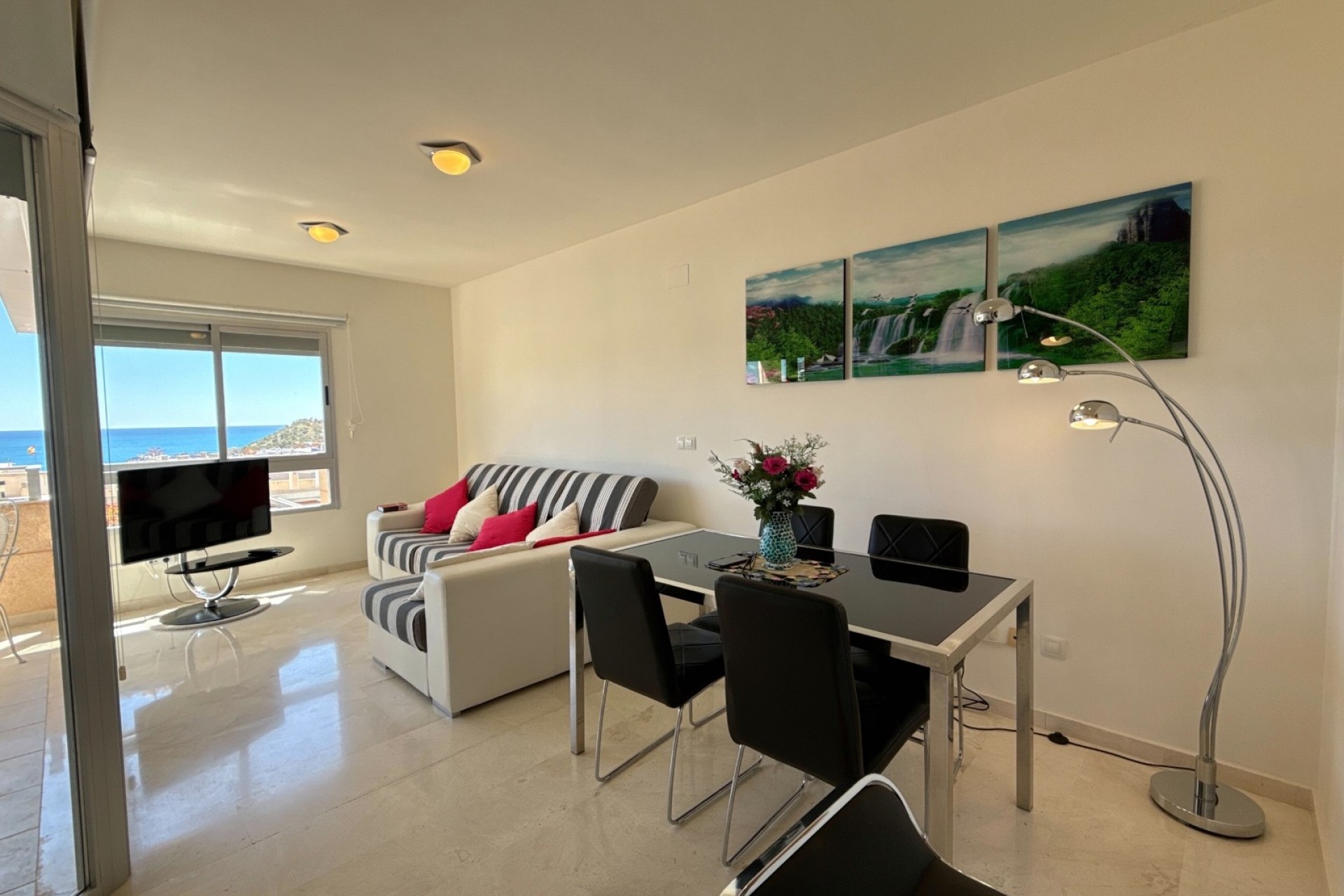 Resale - Apartment -
Vilajoyosa - Les Torres