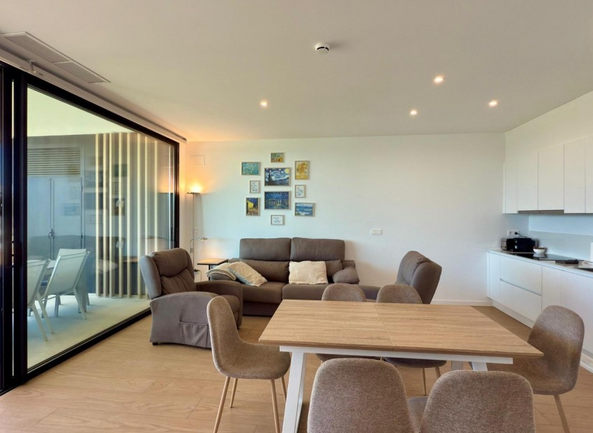 Resale - Apartment -
Villajoyosa