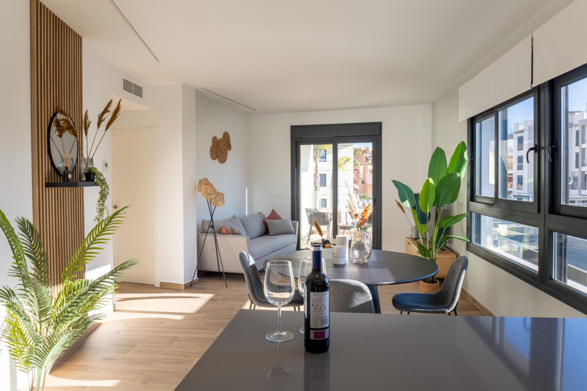 Resale - Apartment -
Villamartin