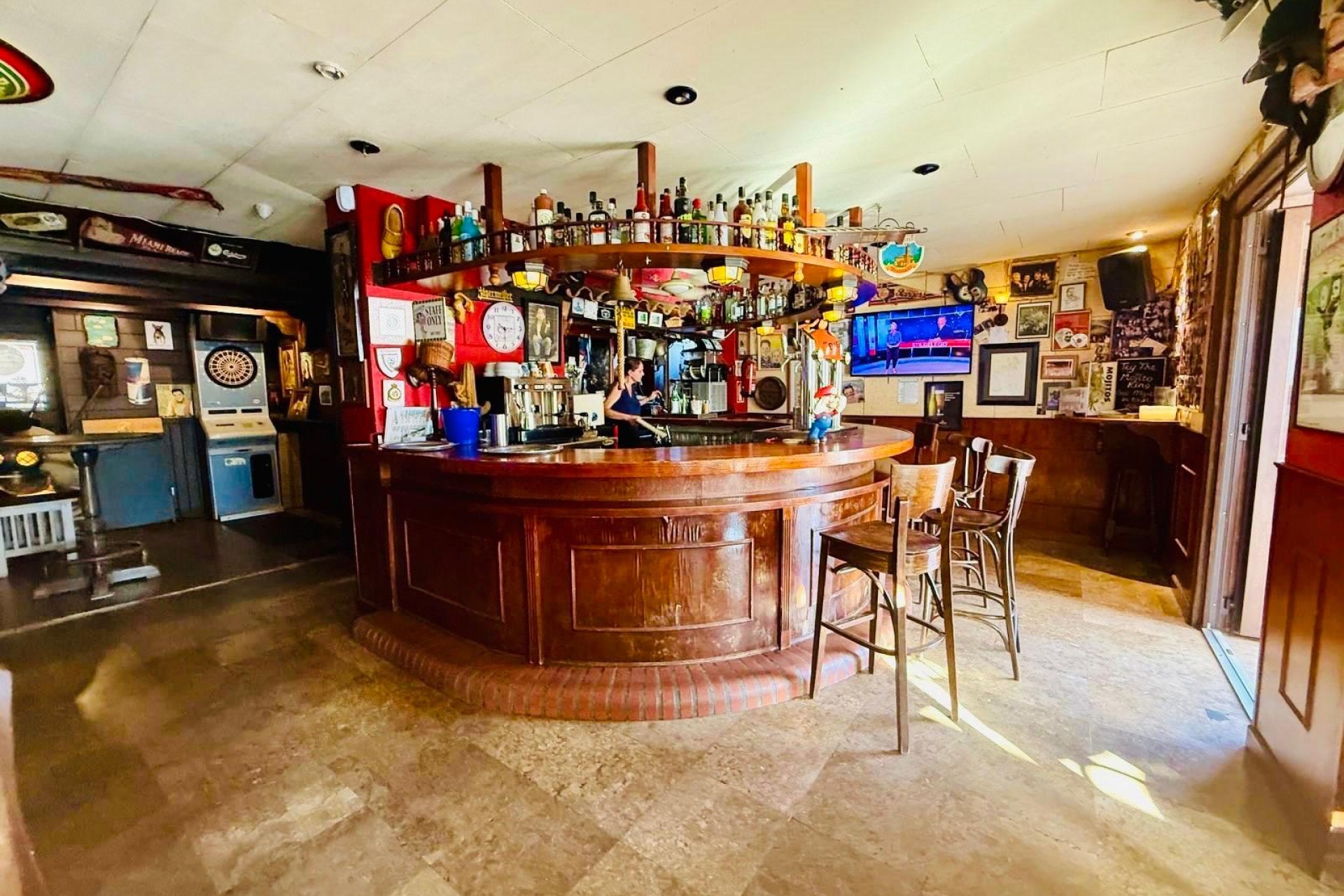 Resale - Bar -
Moraira - Casco Urbano