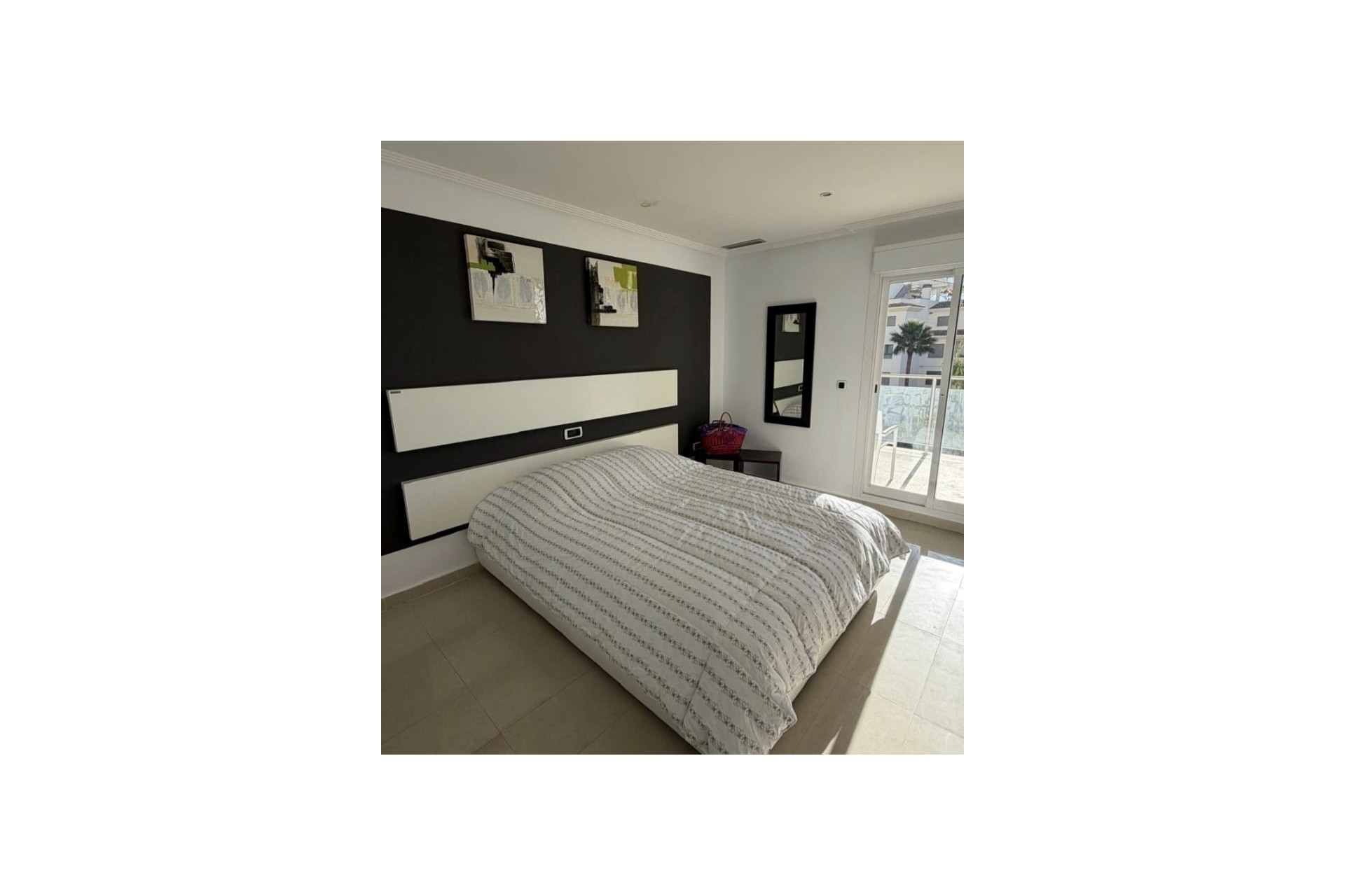 Resale - Chalet -
Altea