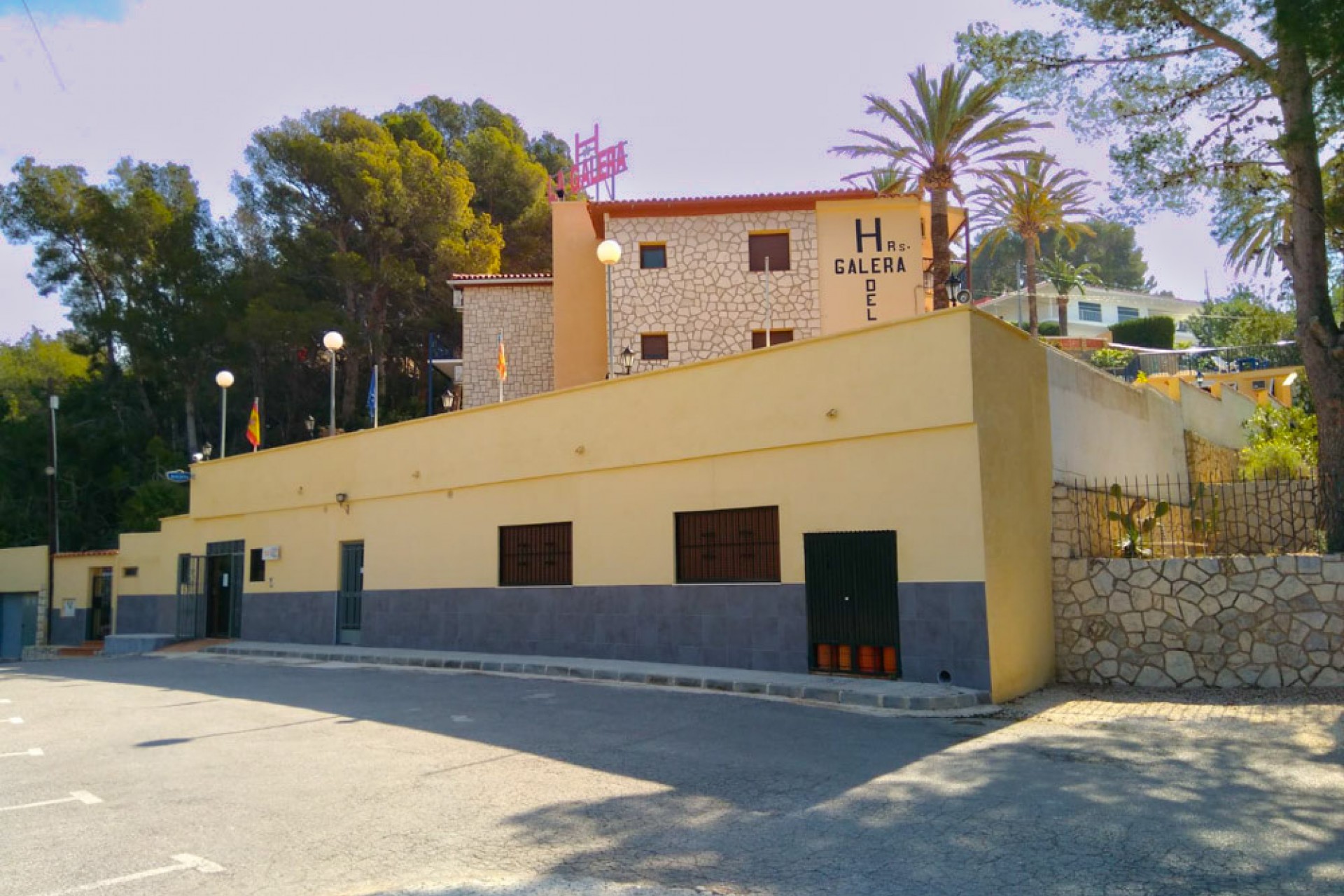 Resale - Commercial -
Altea - Mascarat