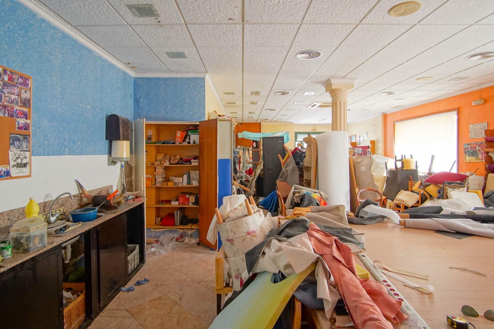 Resale - Commercial -
El Vergel