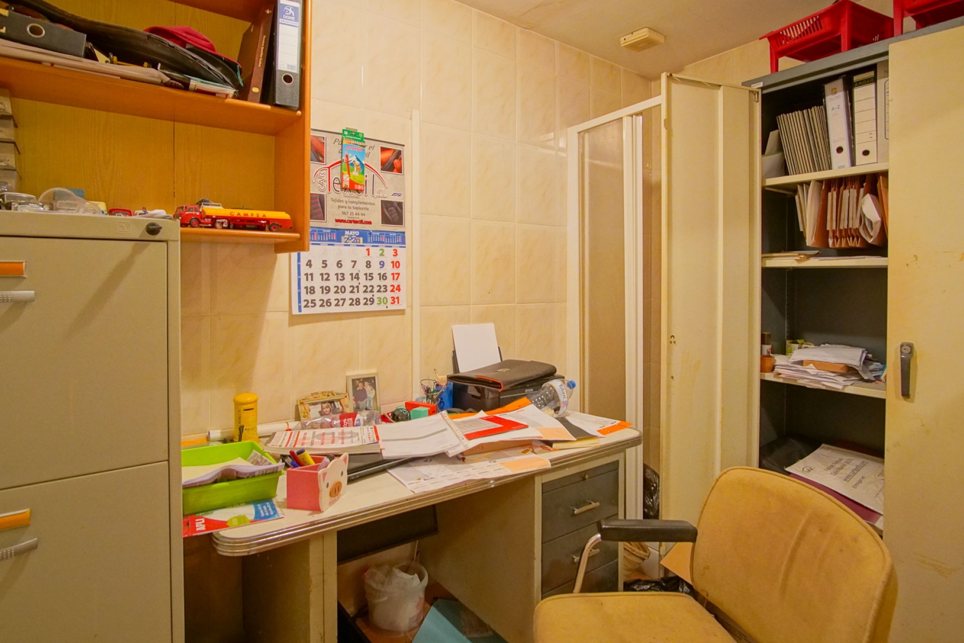 Resale - Commercial -
El Vergel