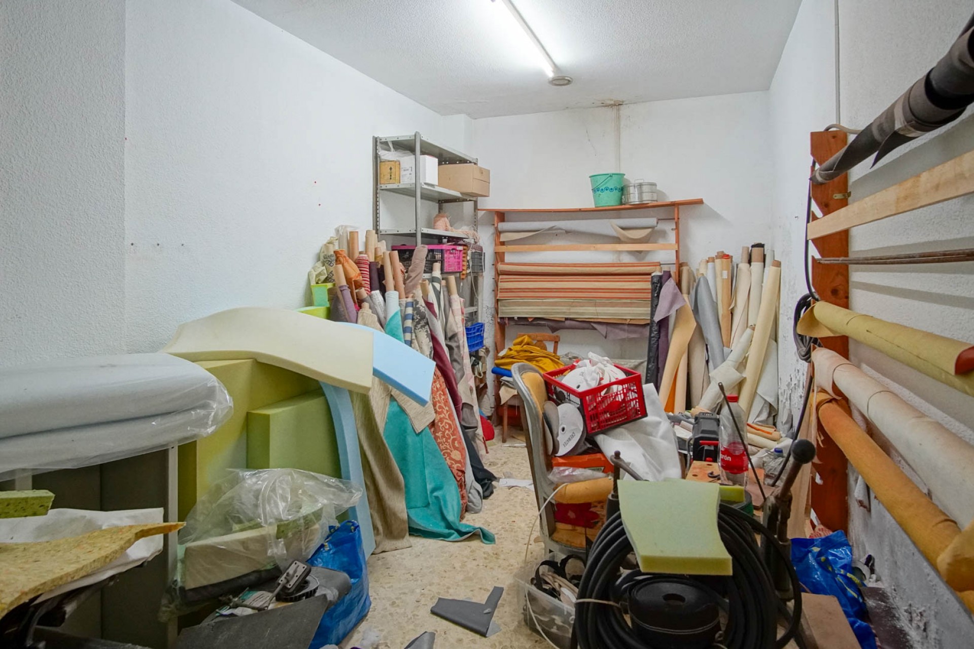 Resale - Commercial -
El Vergel