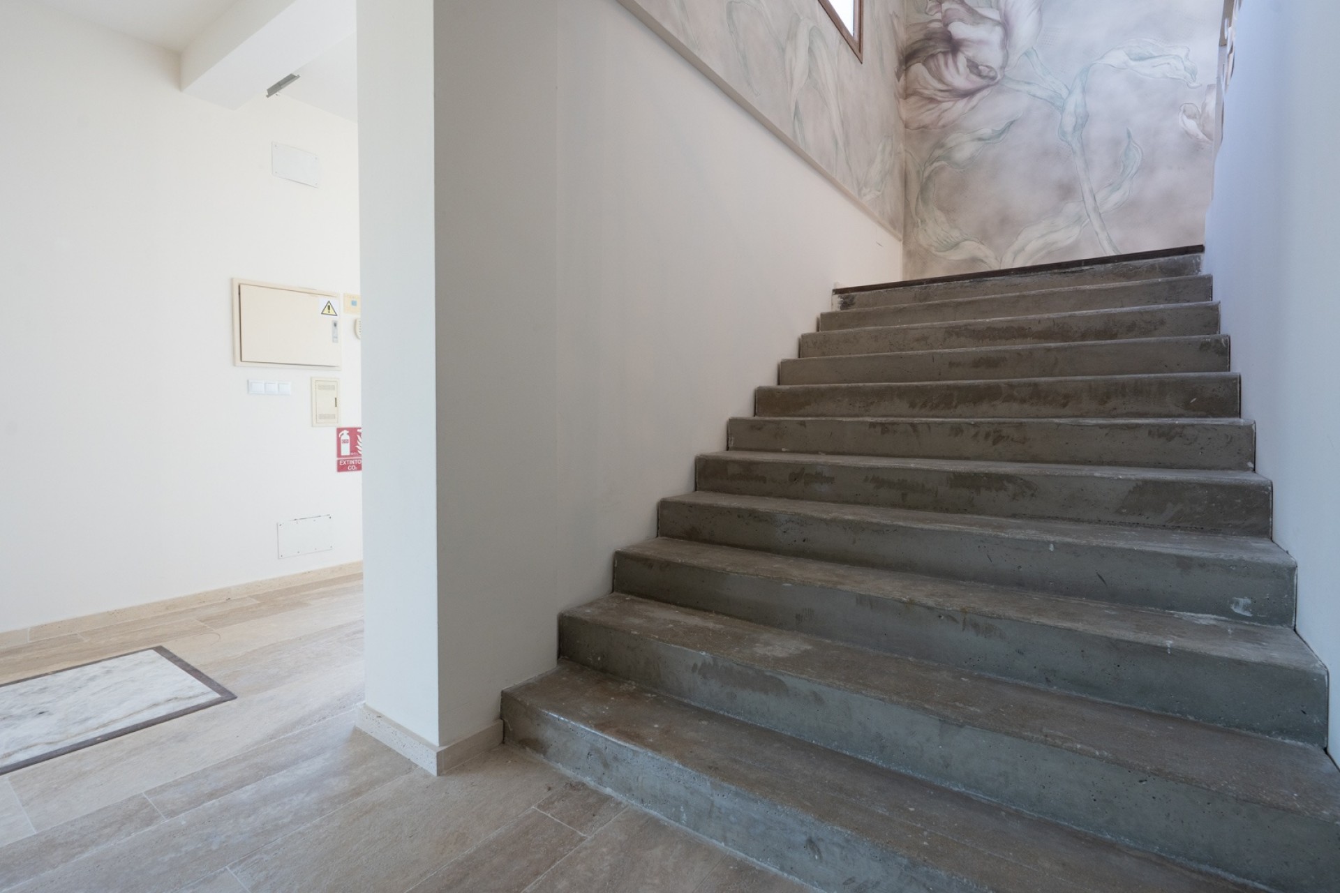 Resale - Commercial property -
Benissa - Avenida La Marina