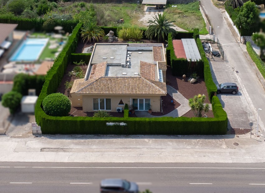 Resale - Commercial property -
Jávea - Montgó-Barranqueres