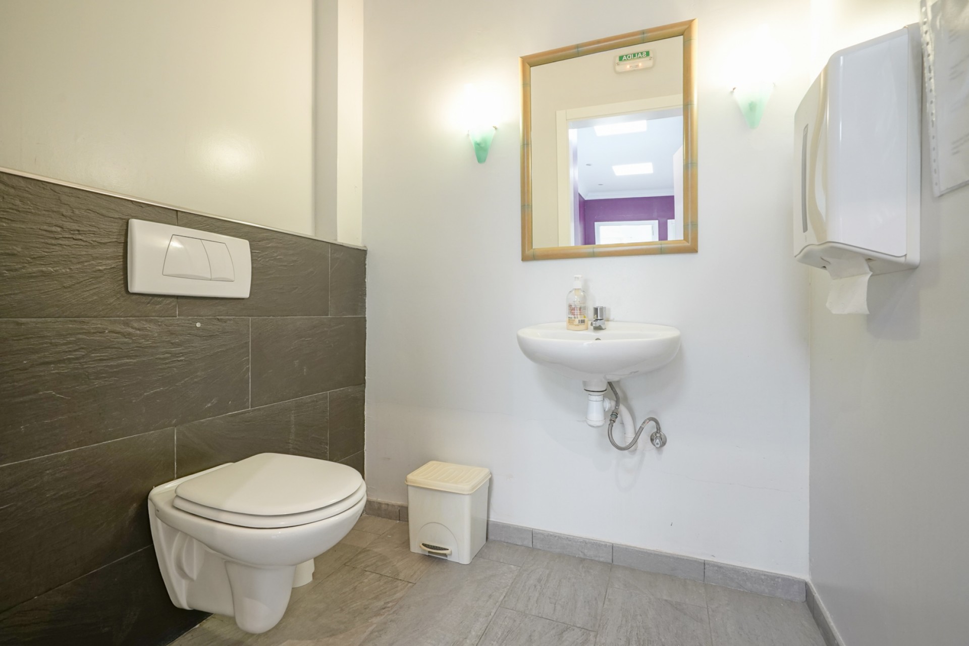 Resale - Commercial property -
Jávea - Montgó-Barranqueres