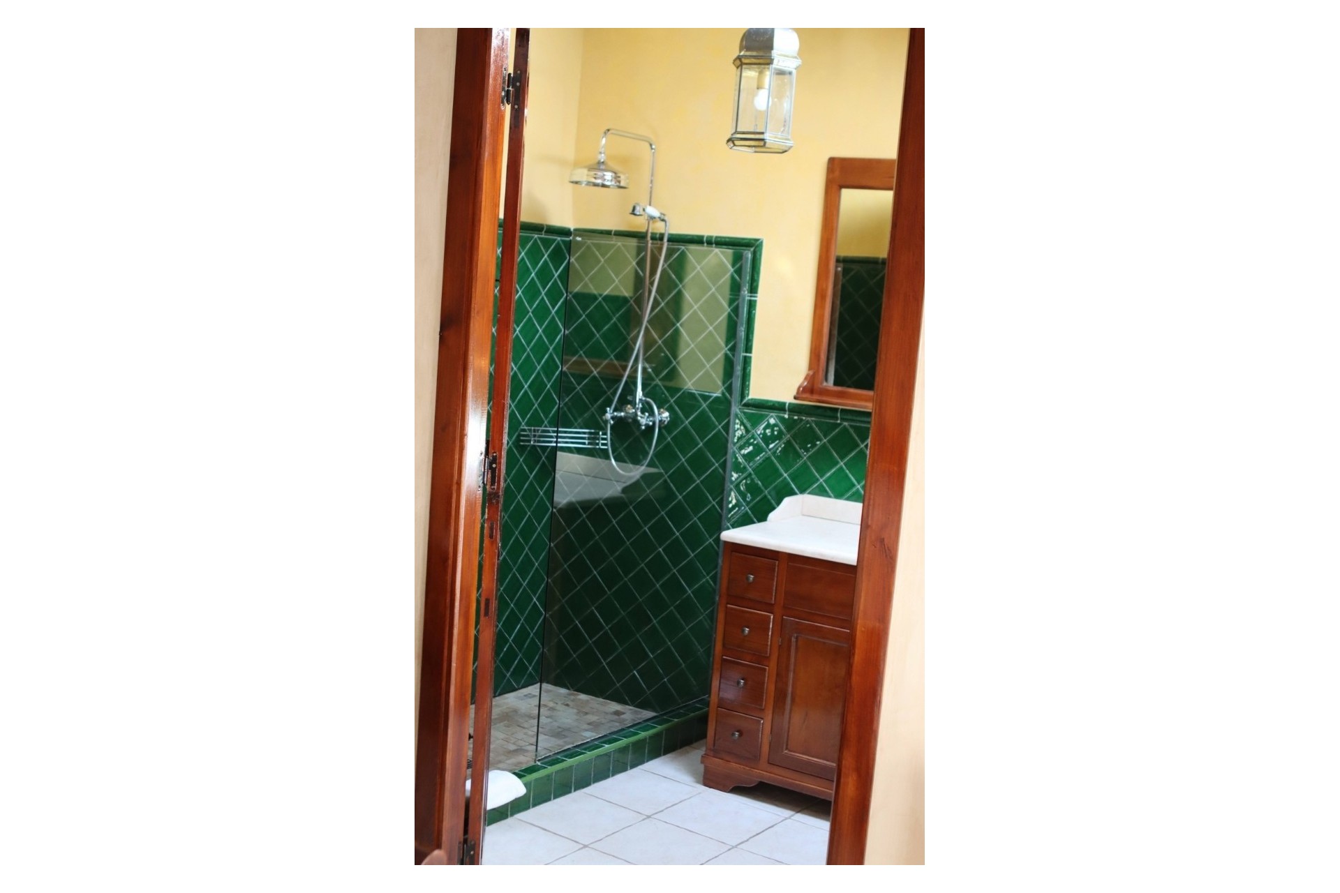 Resale - Commercial property -
Vall de Gallinera