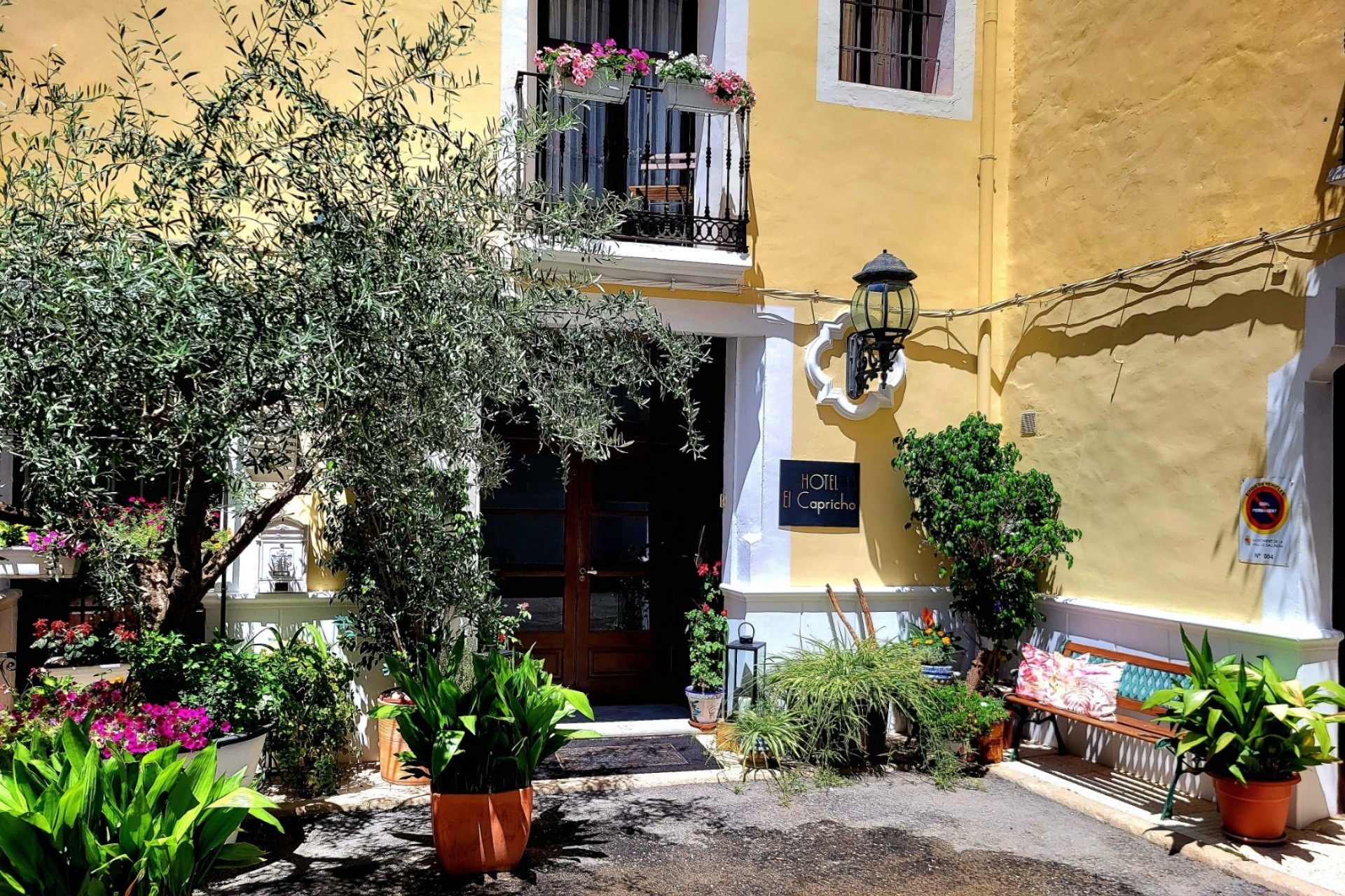 Resale - Commercial property -
Vall de Gallinera