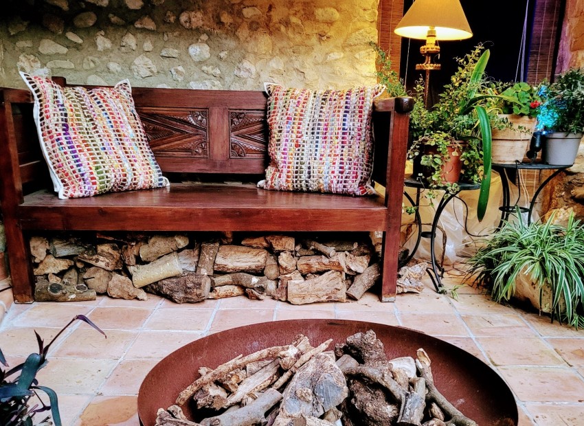 Resale - Commercial property -
Vall de Gallinera