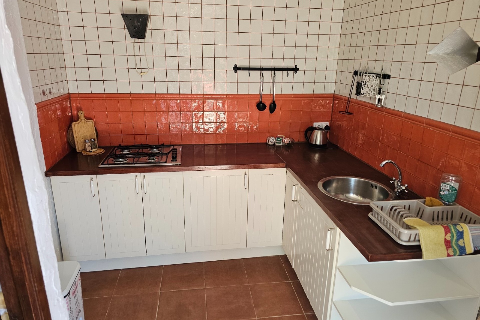 Resale - Commercial -
Sax