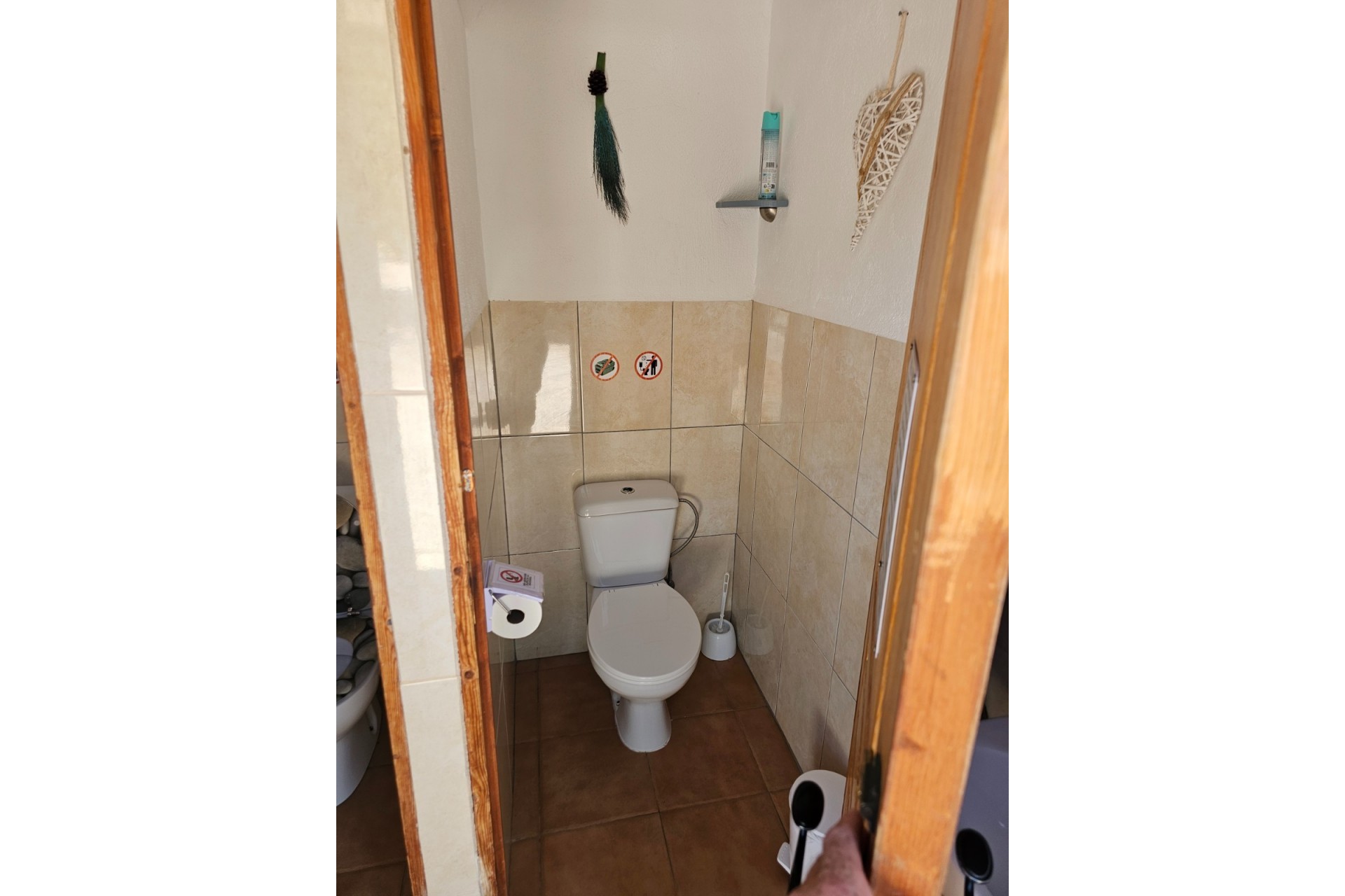Resale - Commercial -
Sax