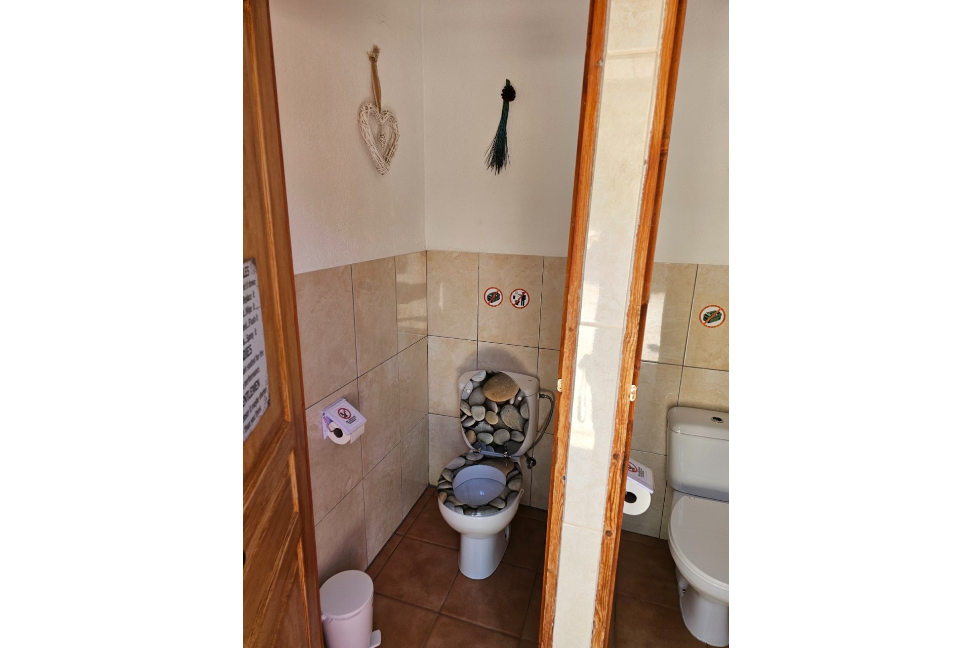Resale - Commercial -
Sax