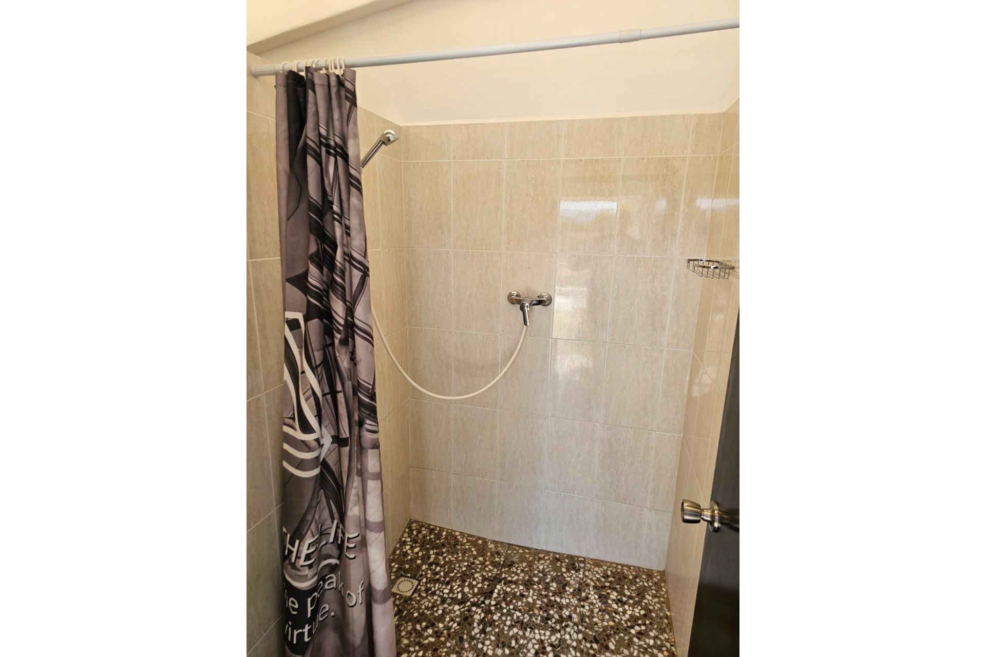 Resale - Commercial -
Sax