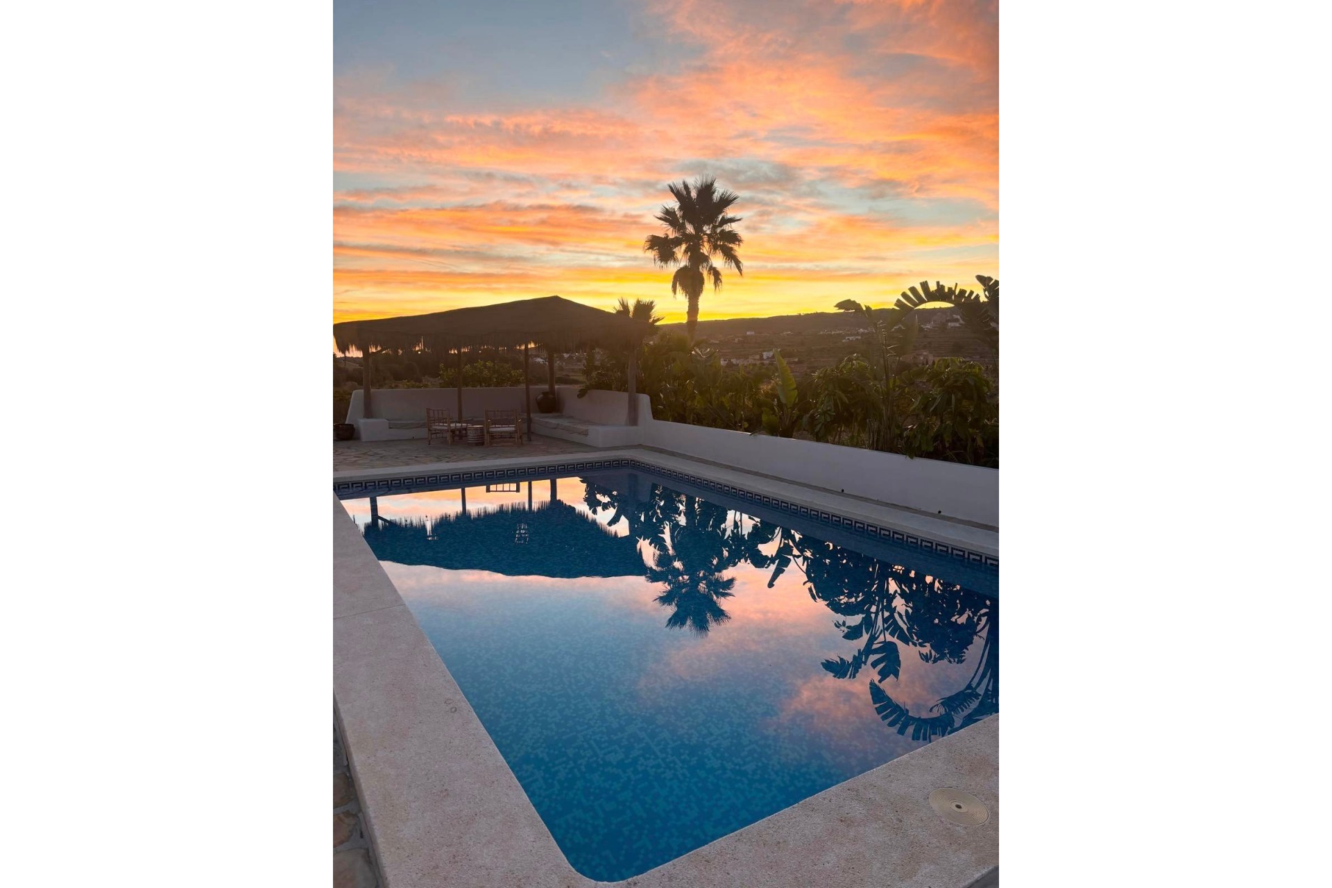 Resale - Country house -
Benitachell / El Poble Nou de Benitatxell - Les Fonts - Els Molins