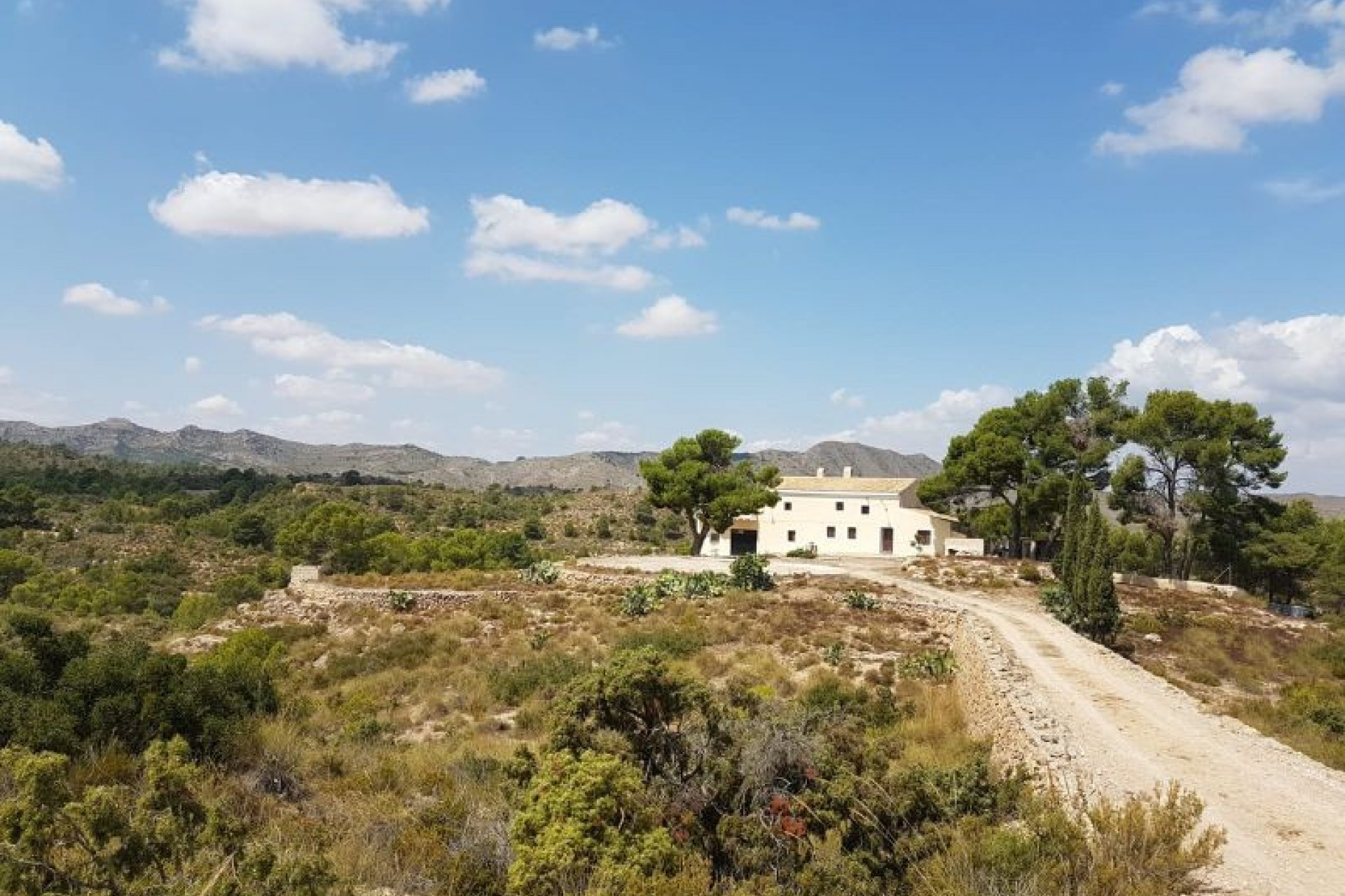 Resale - Country house -
Murcia