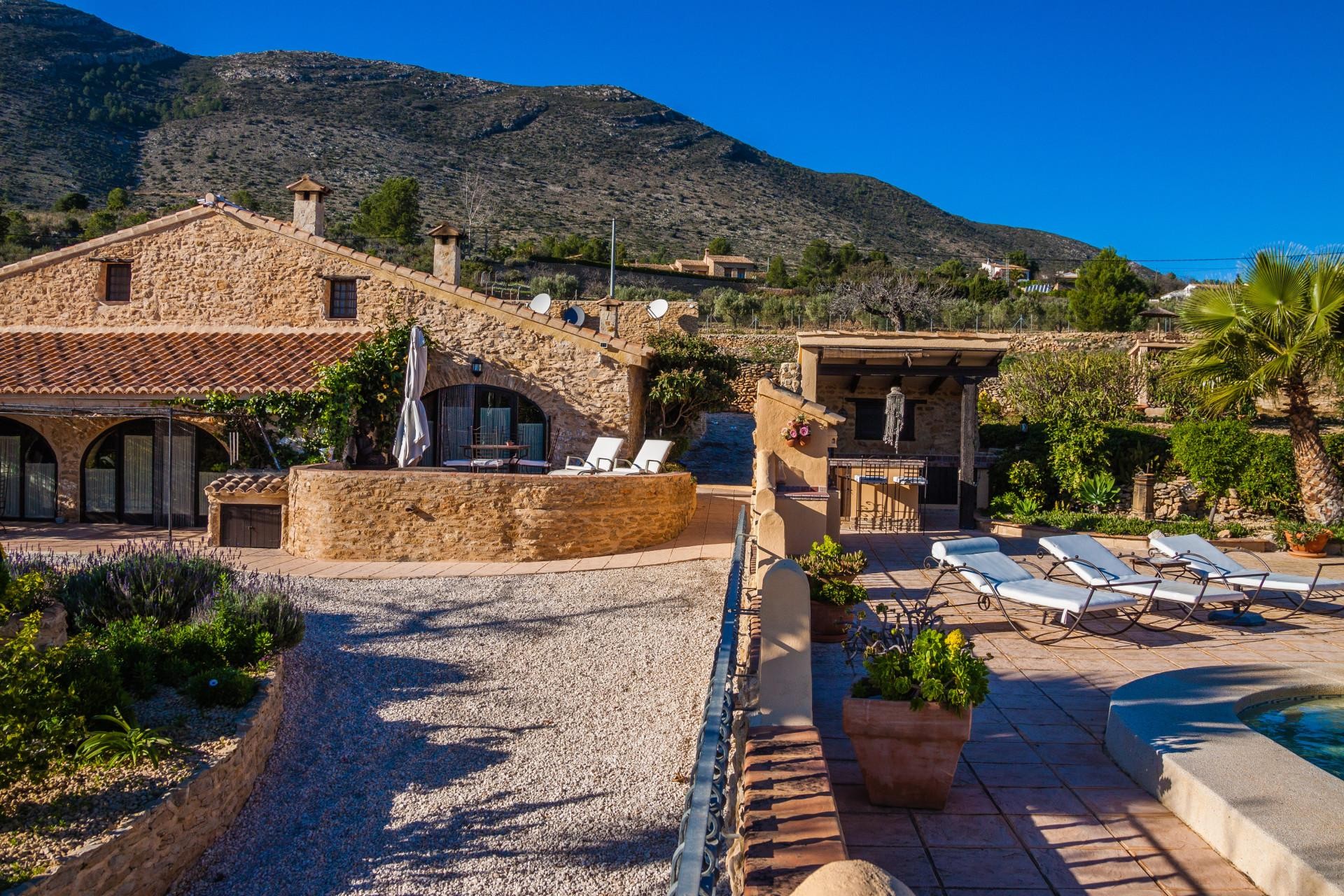 Resale - Countryhouse -
Benissa - Benissa pueblo