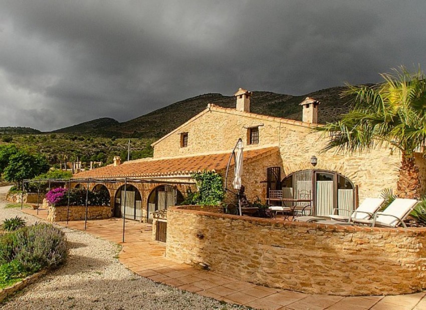 Resale - Countryhouse -
Benissa