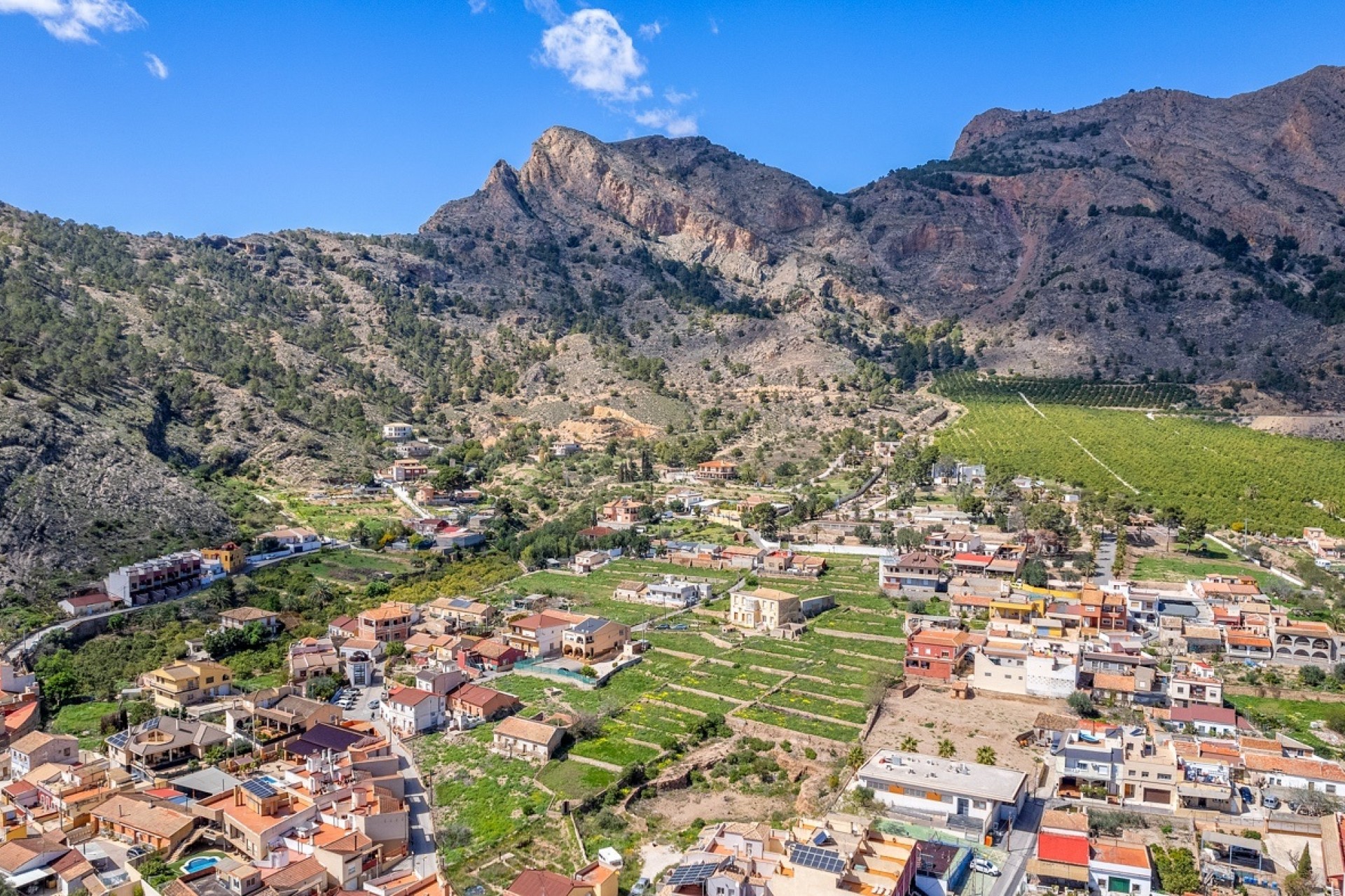 Resale - Countryhouse -
Orihuela