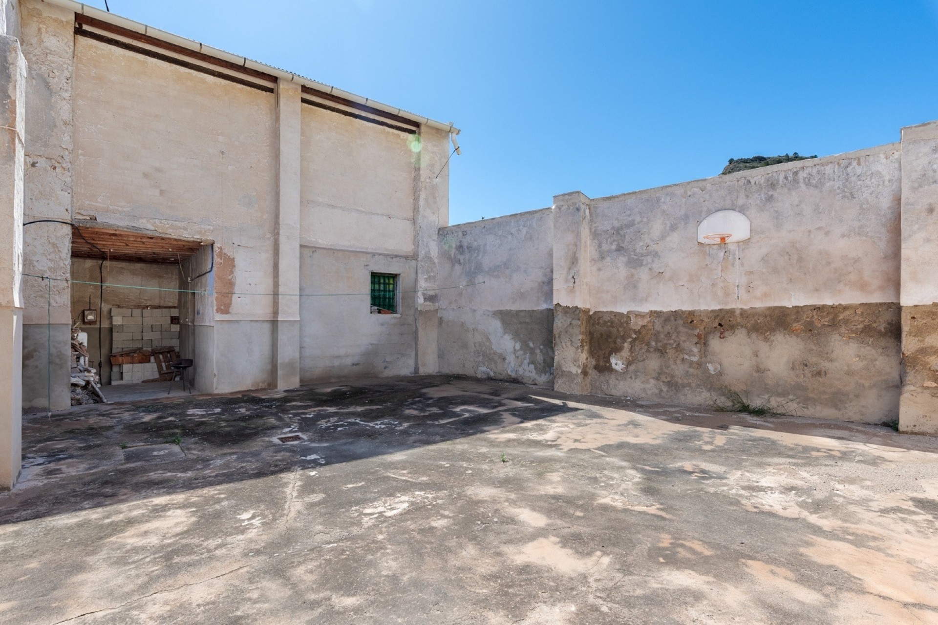 Resale - Countryhouse -
Orihuela