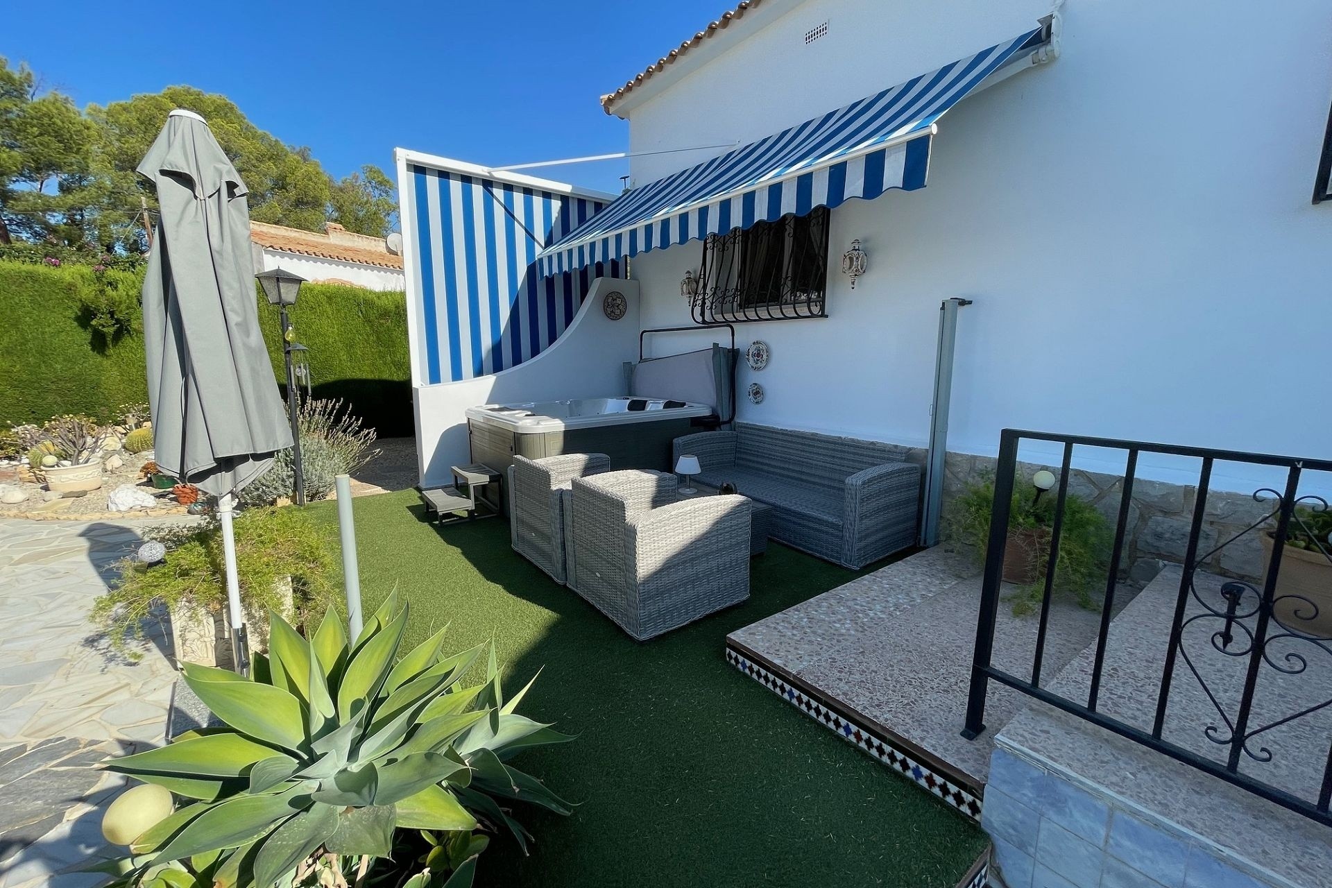 Resale - Detached Villa -
Alfas del Pí