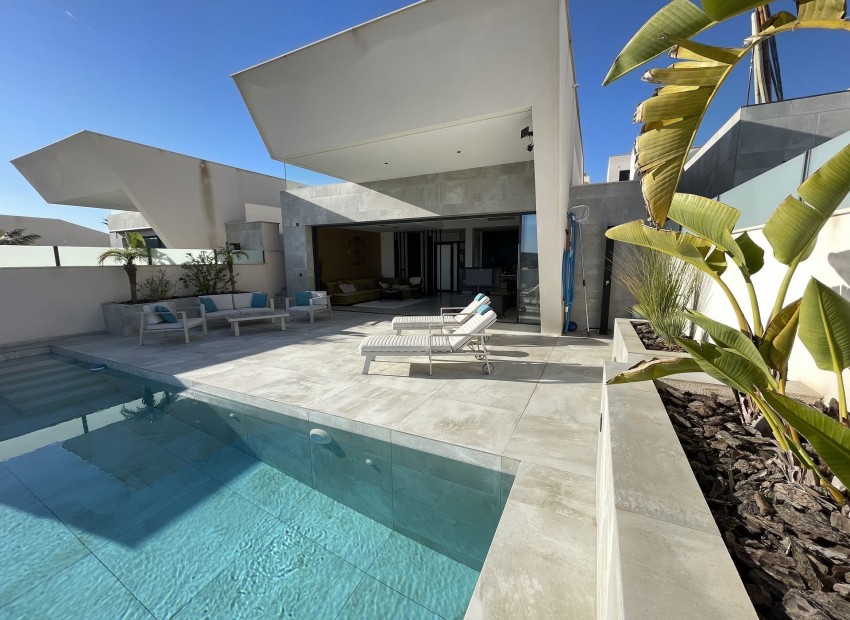 Resale - Detached Villa -
Ciudad Quesada