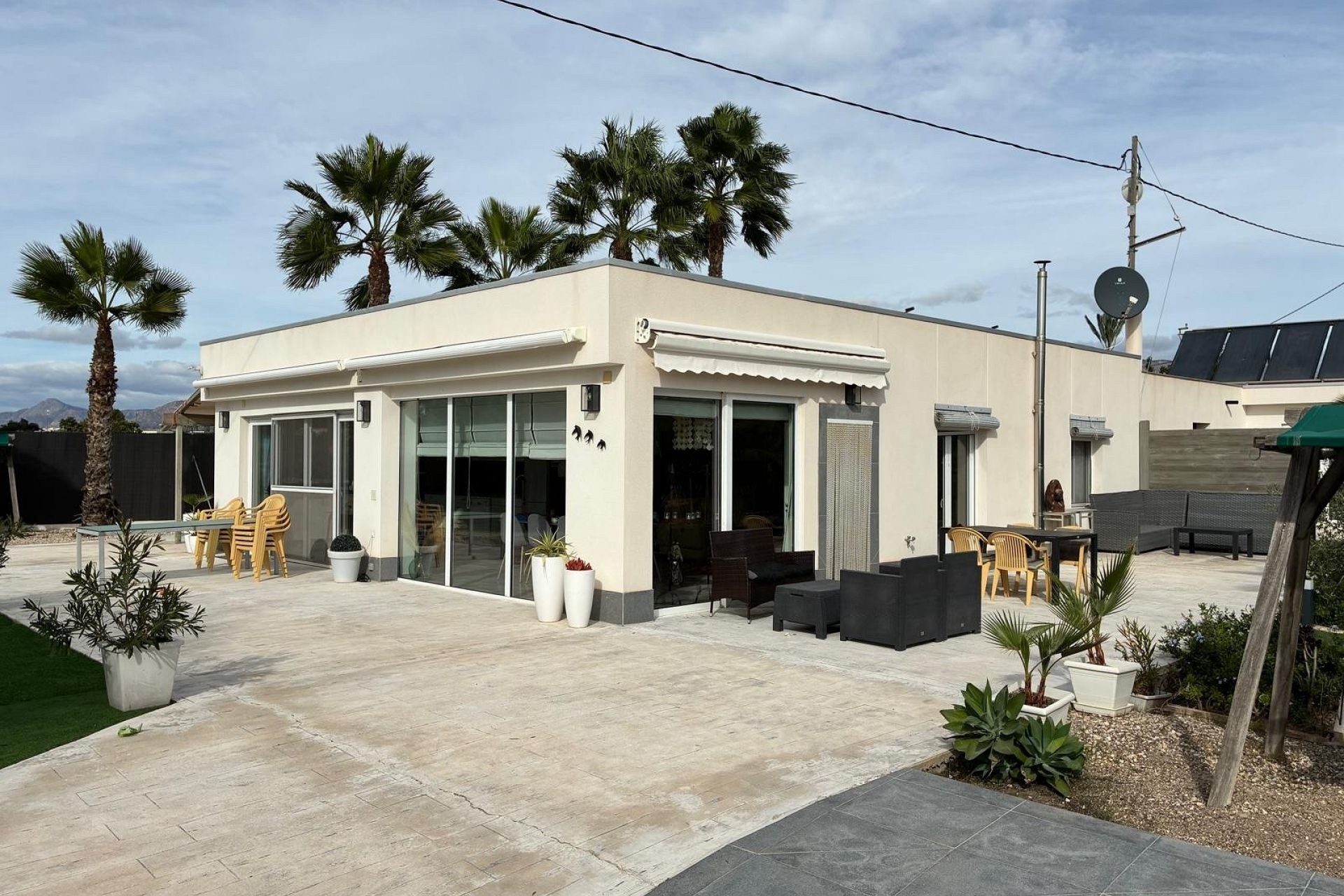 Resale - Detached Villa -
Crevillente