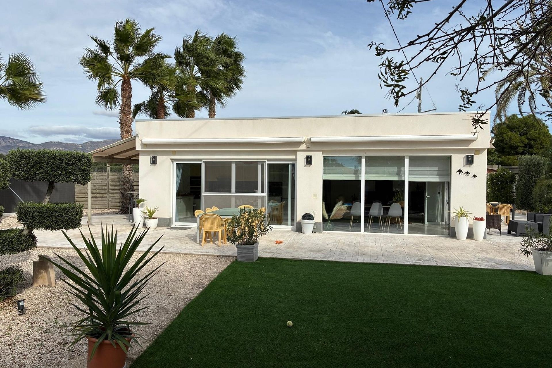 Resale - Detached Villa -
Crevillente