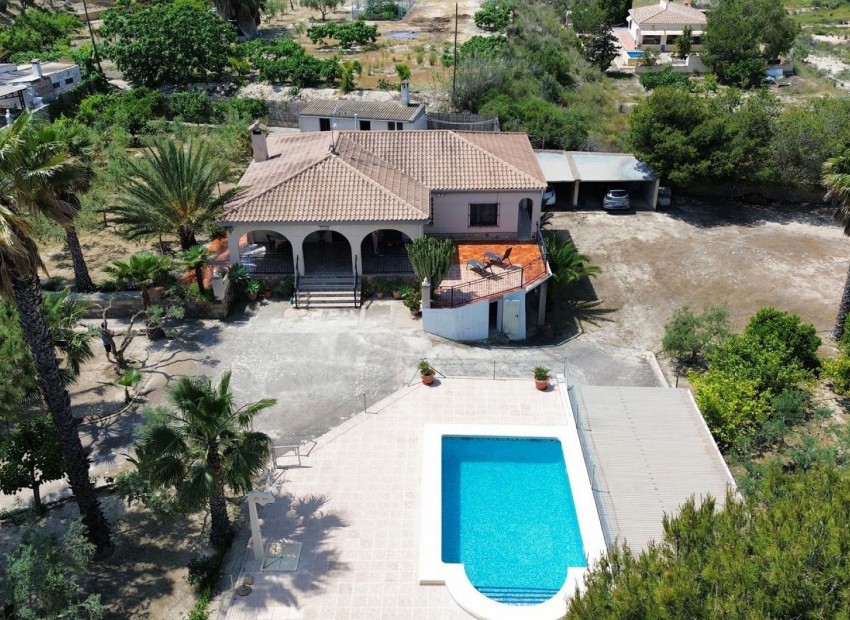 Resale - Detached Villa -
El Rebolledo