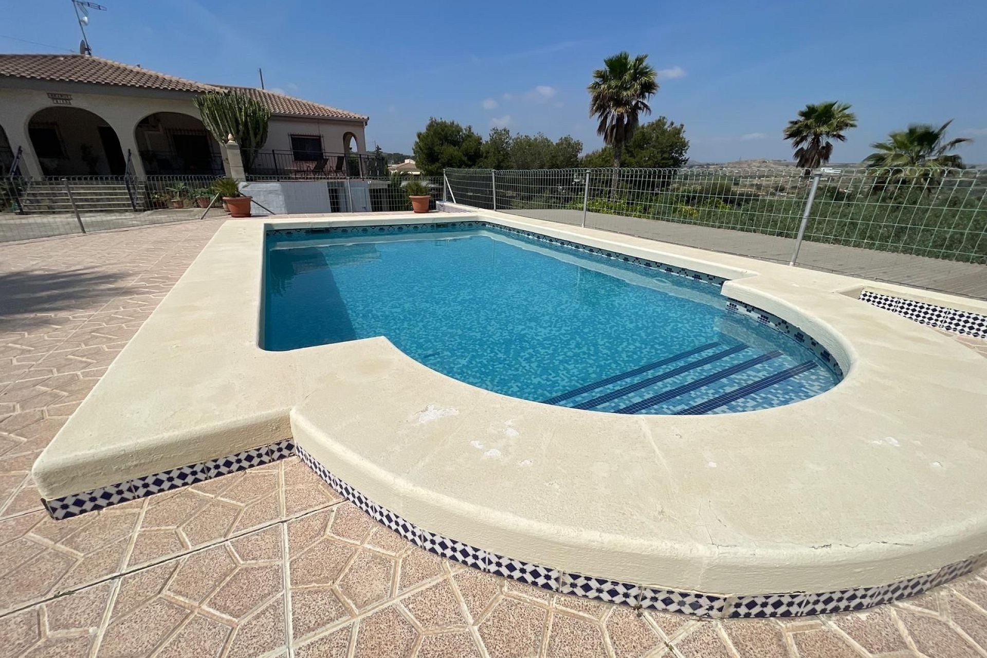 Resale - Detached Villa -
El Rebolledo