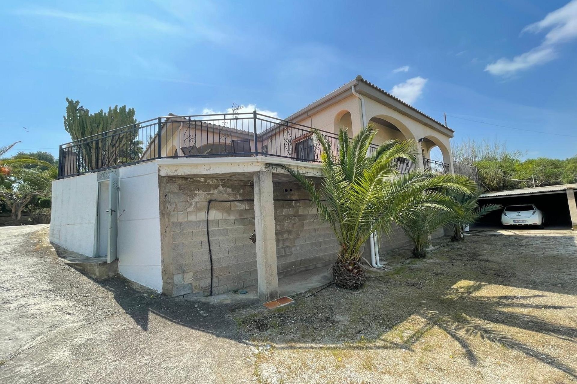 Resale - Detached Villa -
El Rebolledo