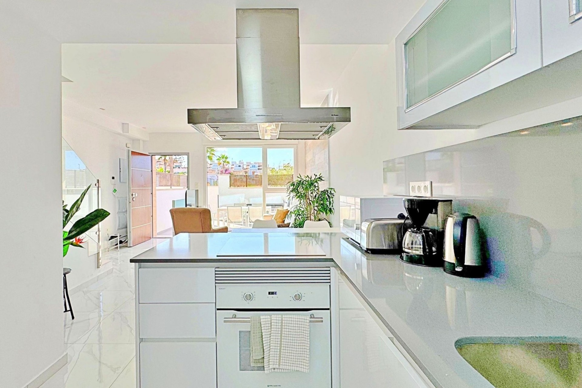 Resale - Duplex -
Los Balcones