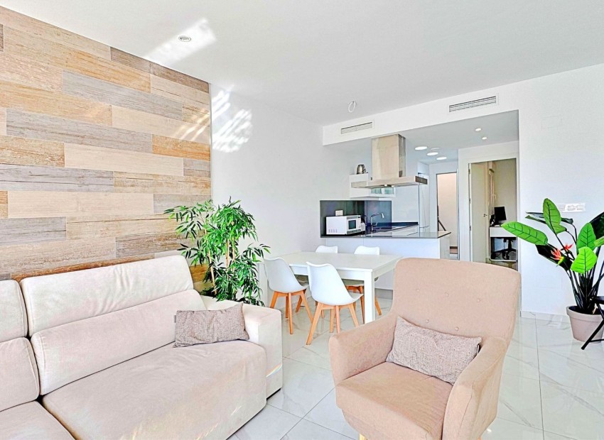 Resale - Duplex -
Los Balcones