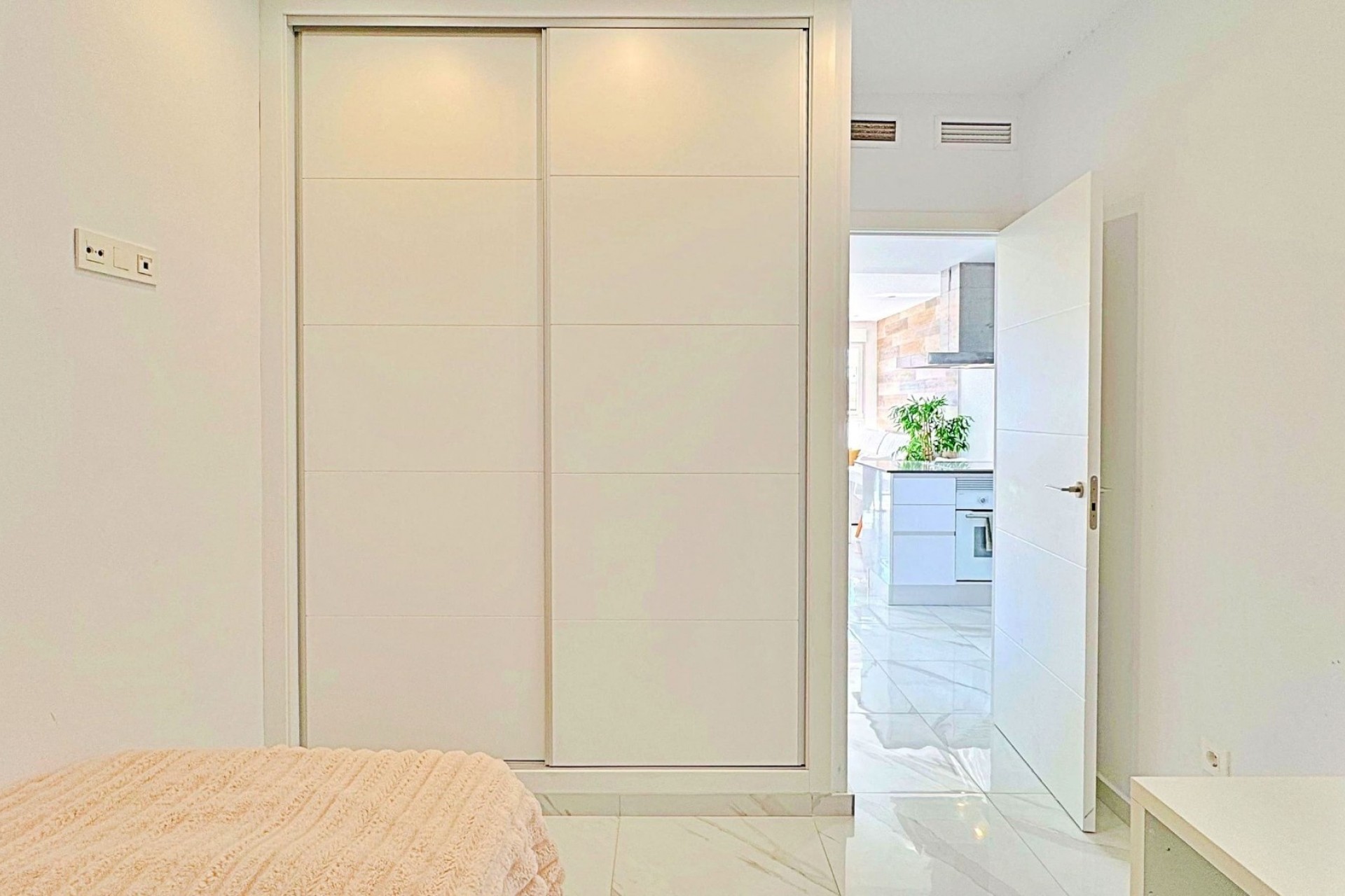 Resale - Duplex -
Los Balcones