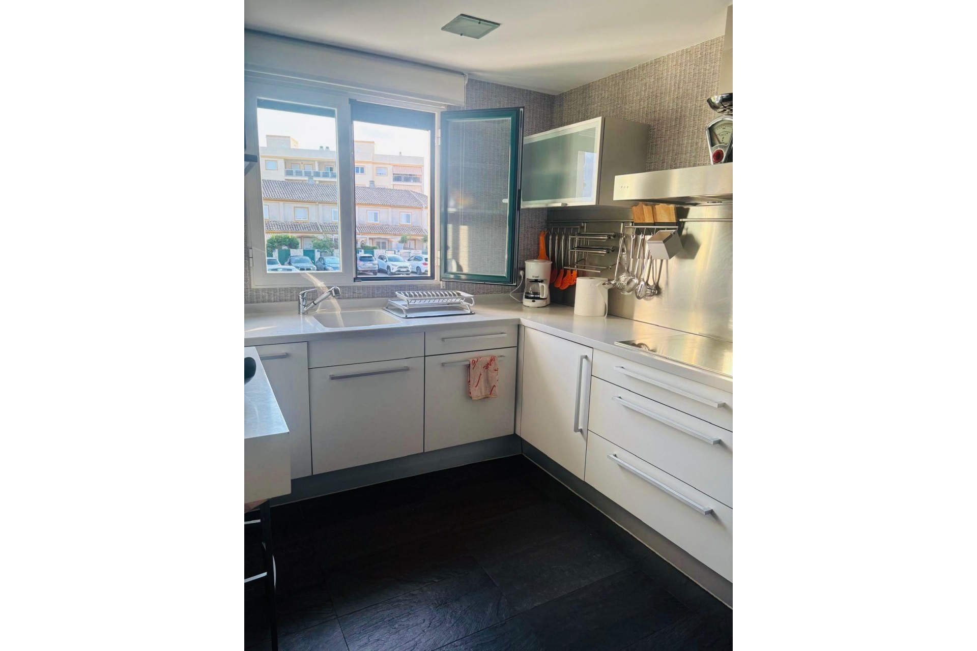 Resale - Duplex -
Oliva - Oliva Nova