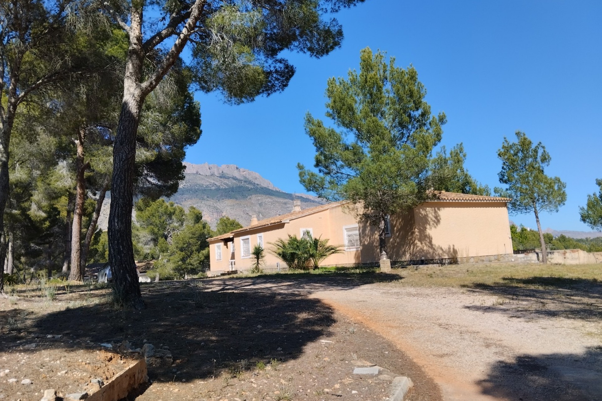 Resale - Finca -
Altea - Altea La Vella