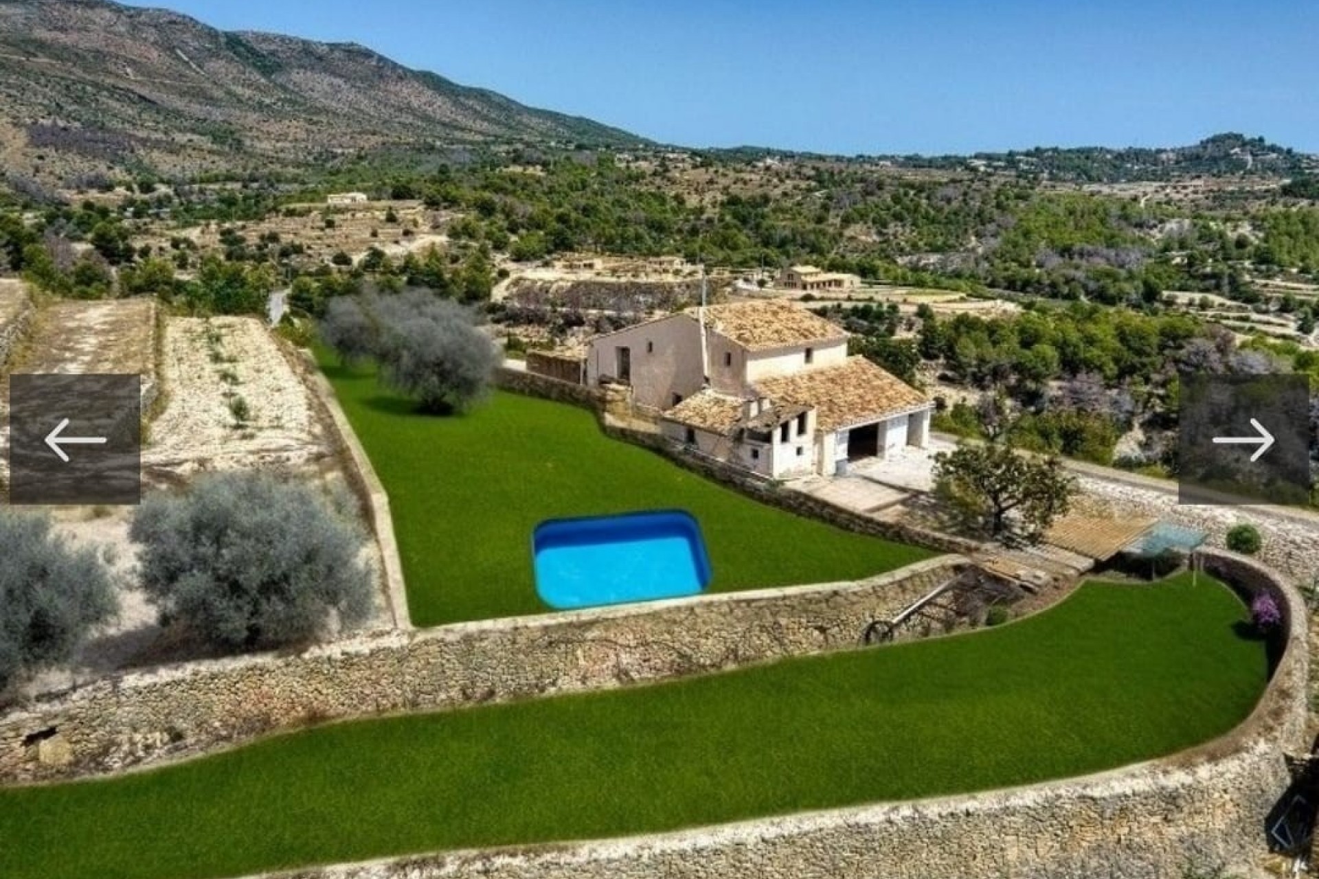 Resale - Finca -
Benissa