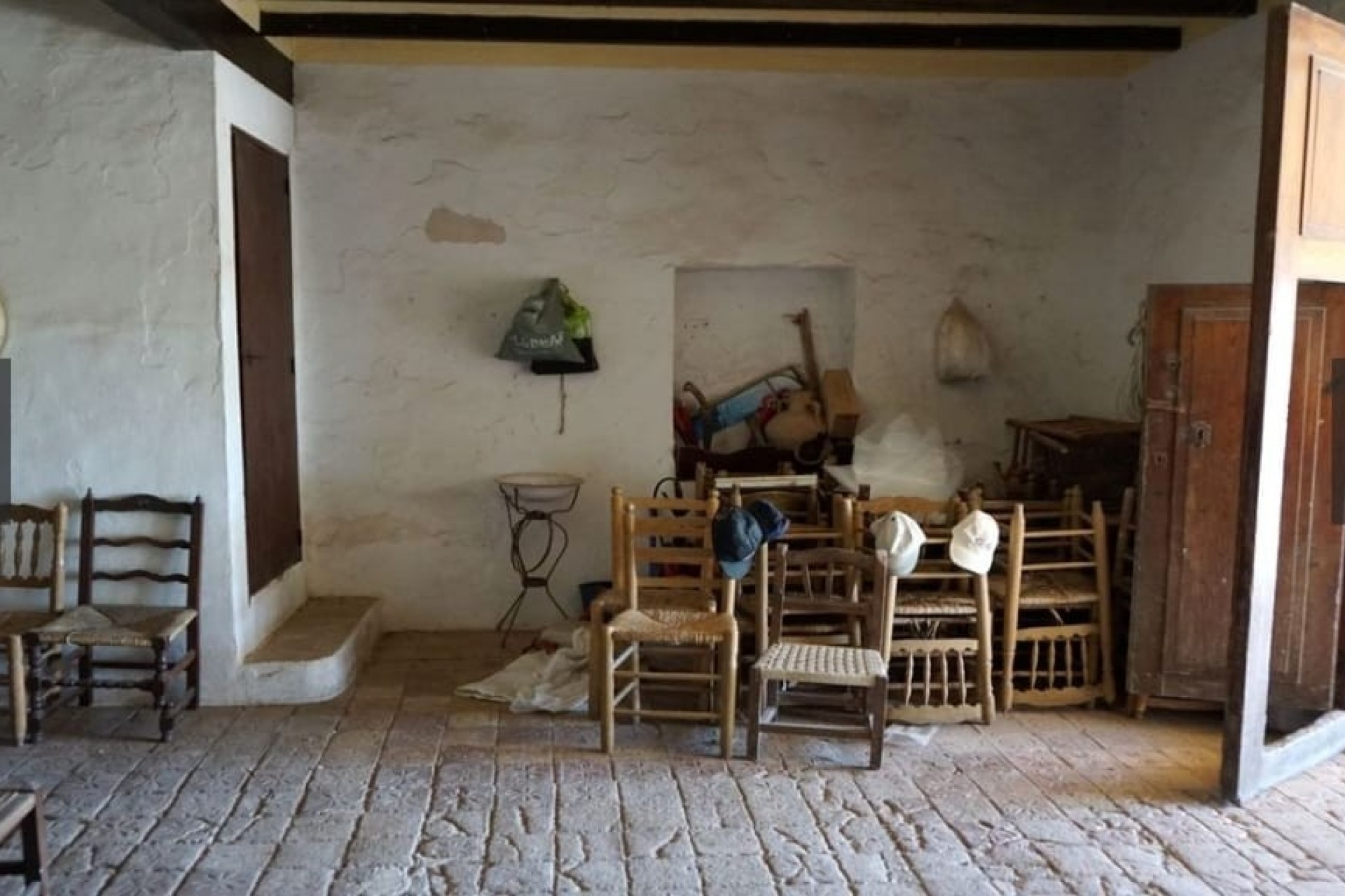 Resale - Finca -
Benissa