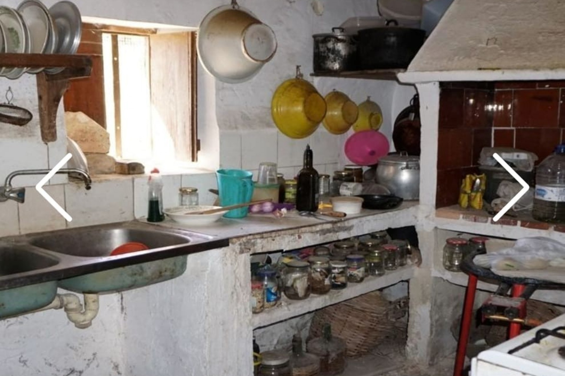 Resale - Finca -
Benissa