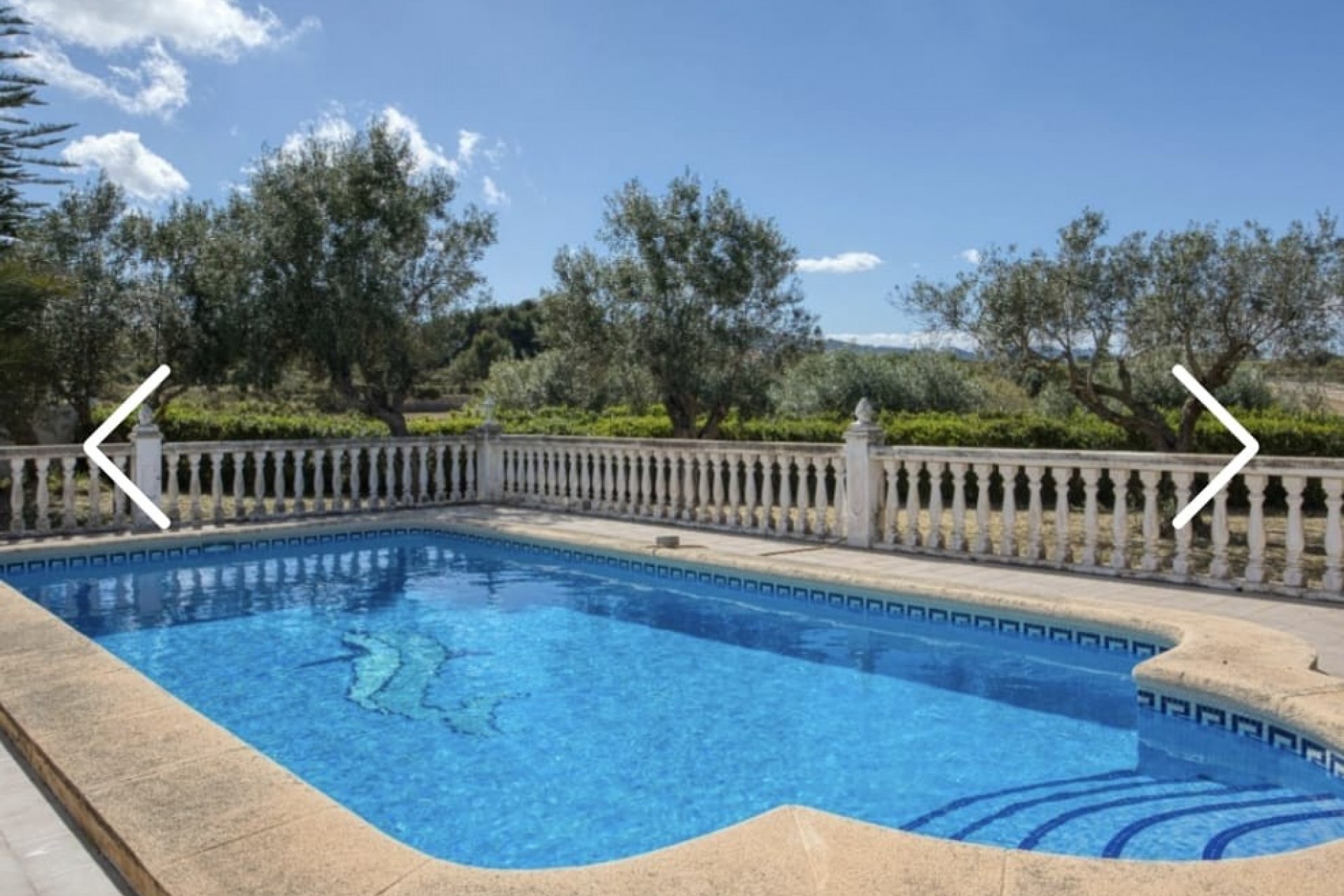 Resale - Finca -
Benissa