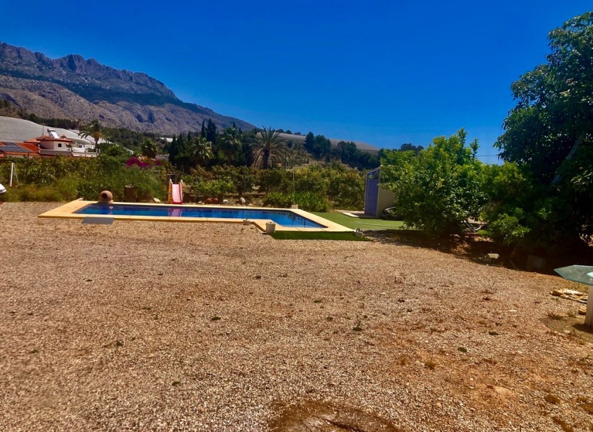 Resale - Finca -
Callosa De Ensarrià