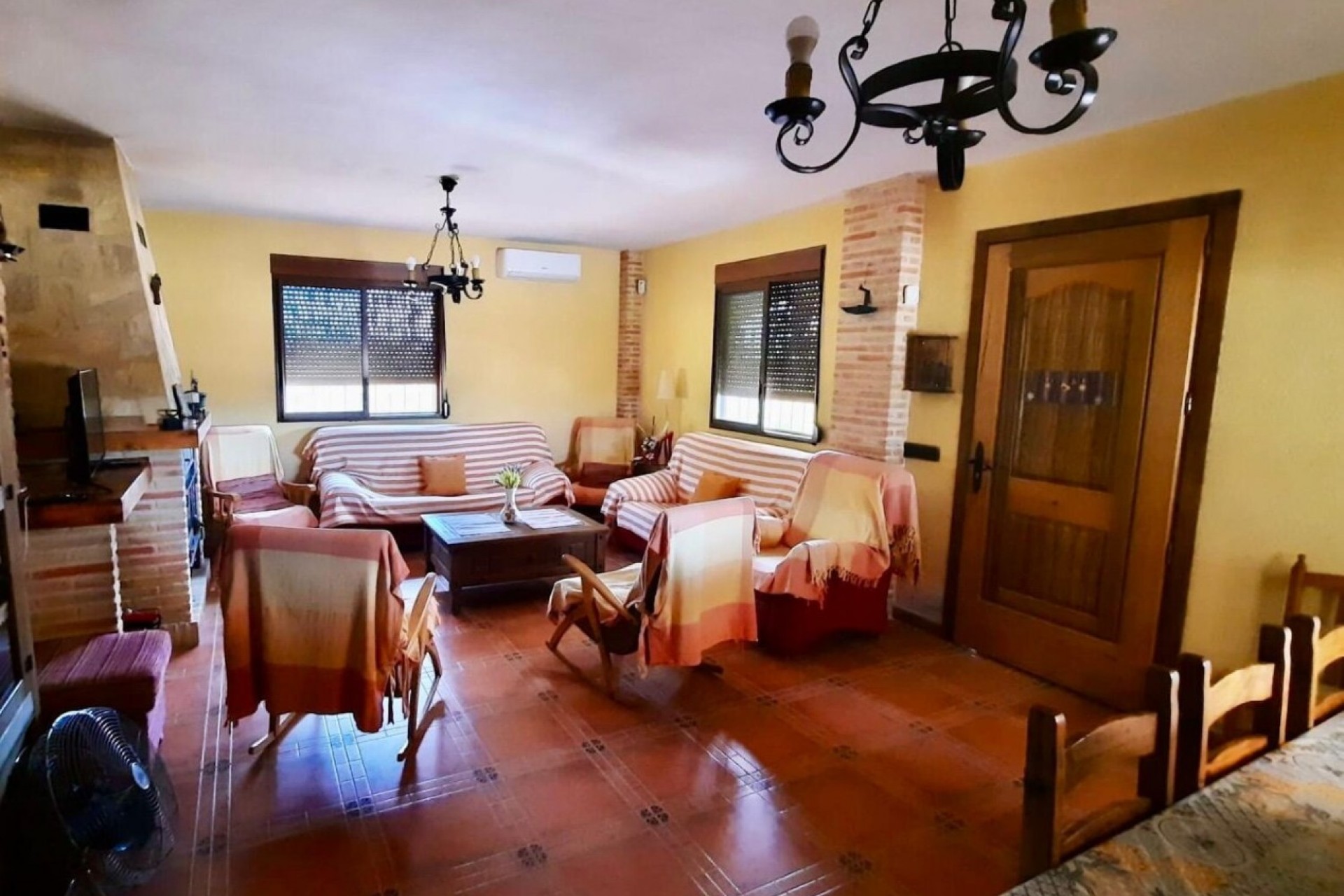 Resale - Finca -
Fortuna