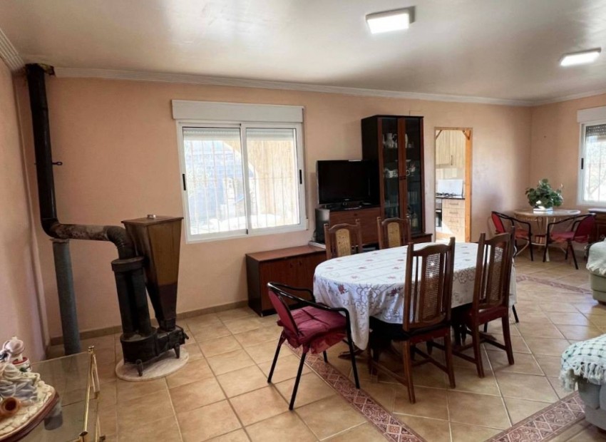 Resale - Finca -
Hondón de los Fráiles