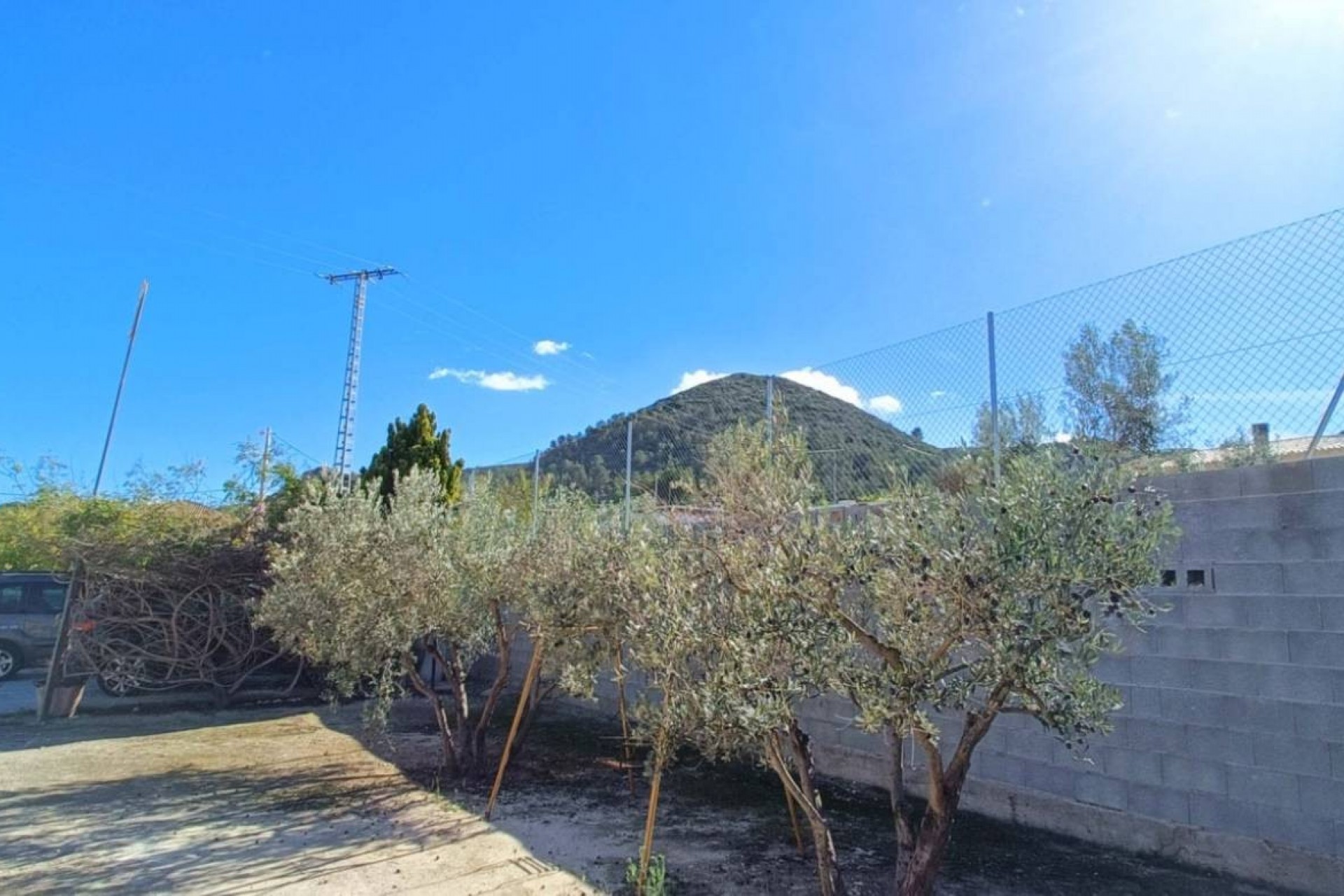 Resale - Finca -
Hondón de los Fráiles