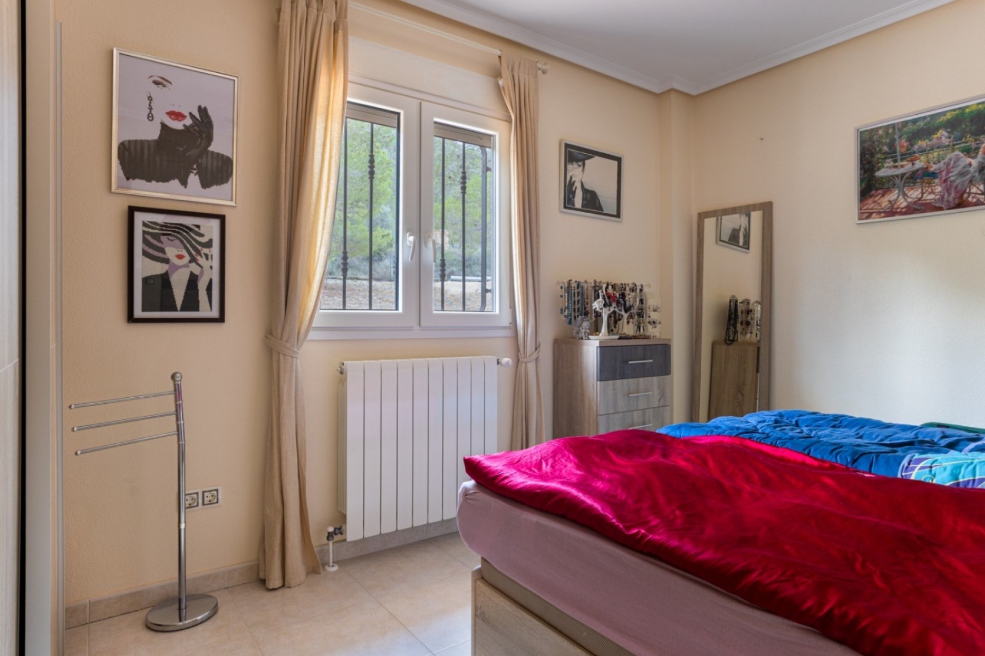 Resale - Finca -
La Zarza