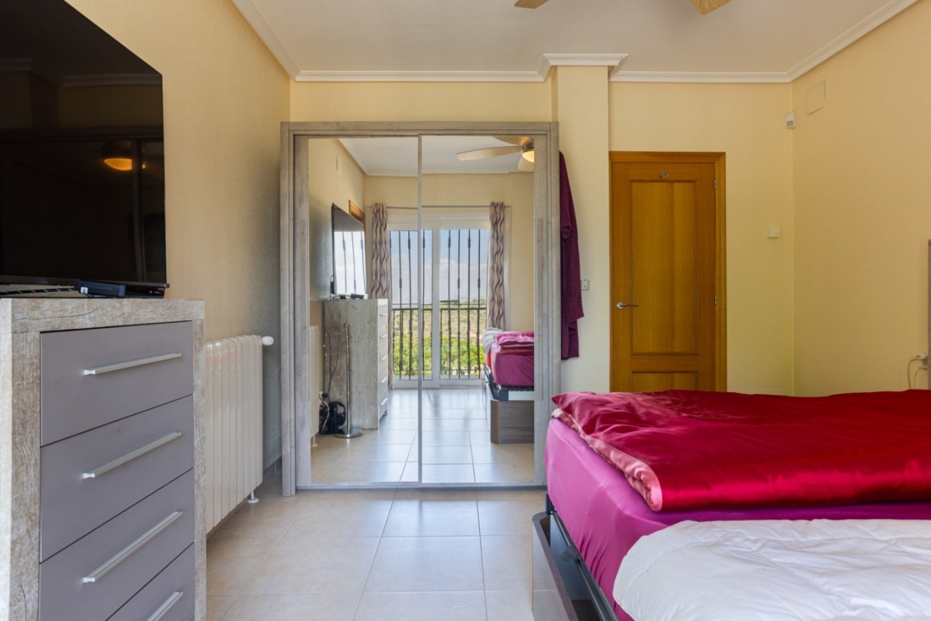 Resale - Finca -
La Zarza