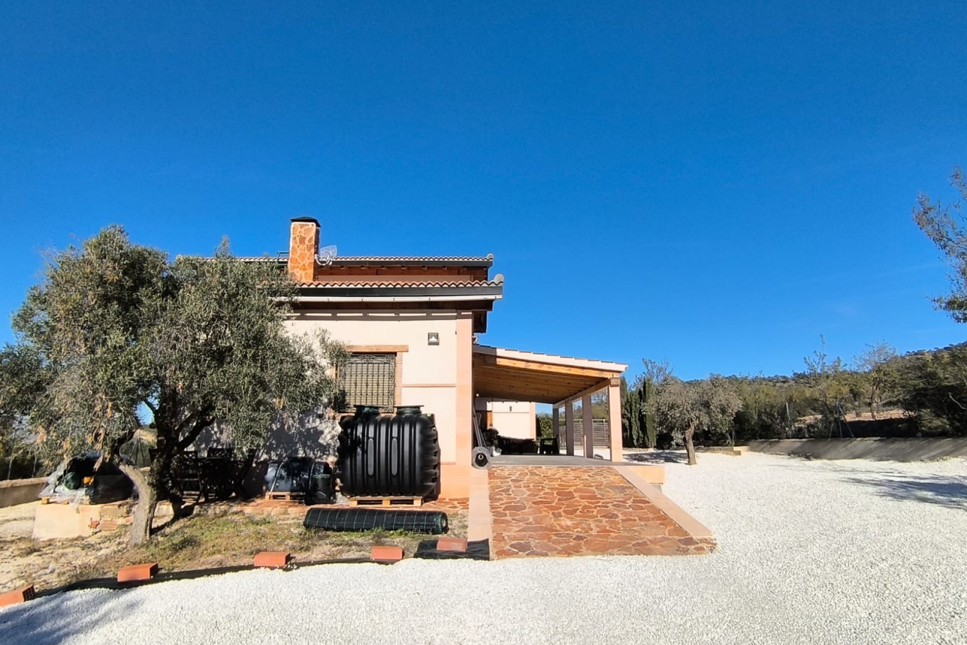 Resale - Finca -
La Zarza