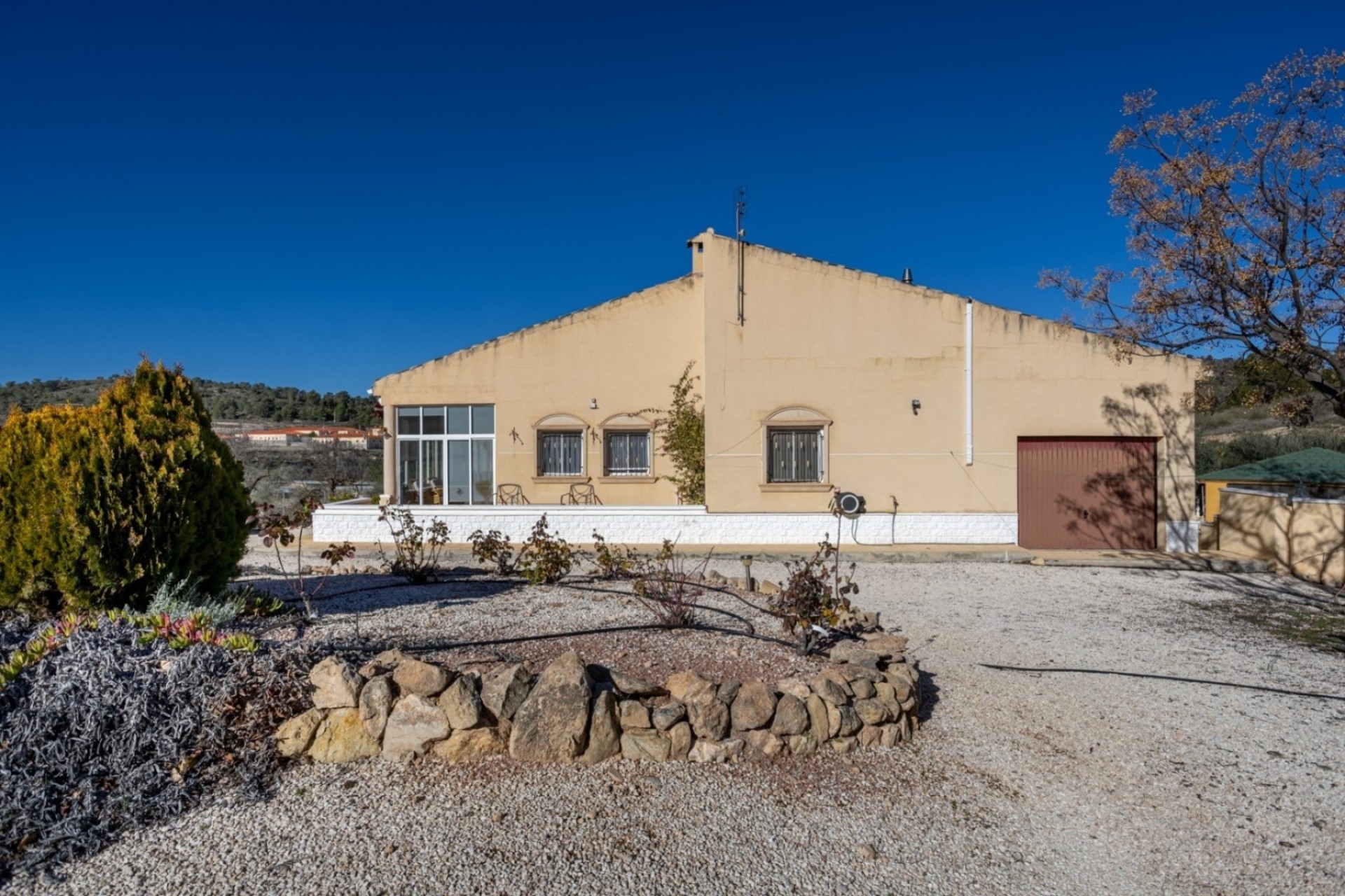Resale - Finca -
La Zarza